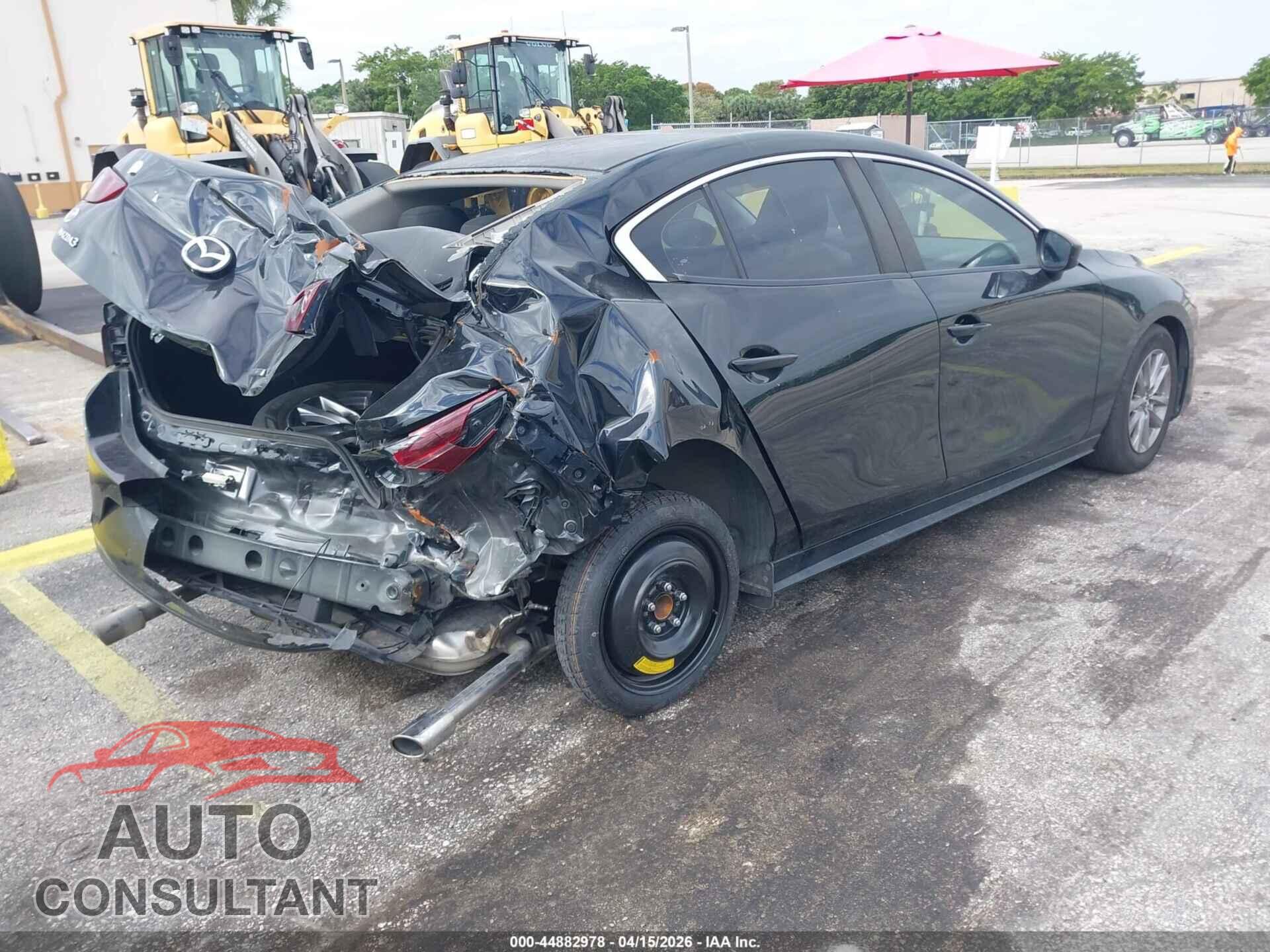 MAZDA MAZDA3 2021 - JM1BPAAL9M1322011