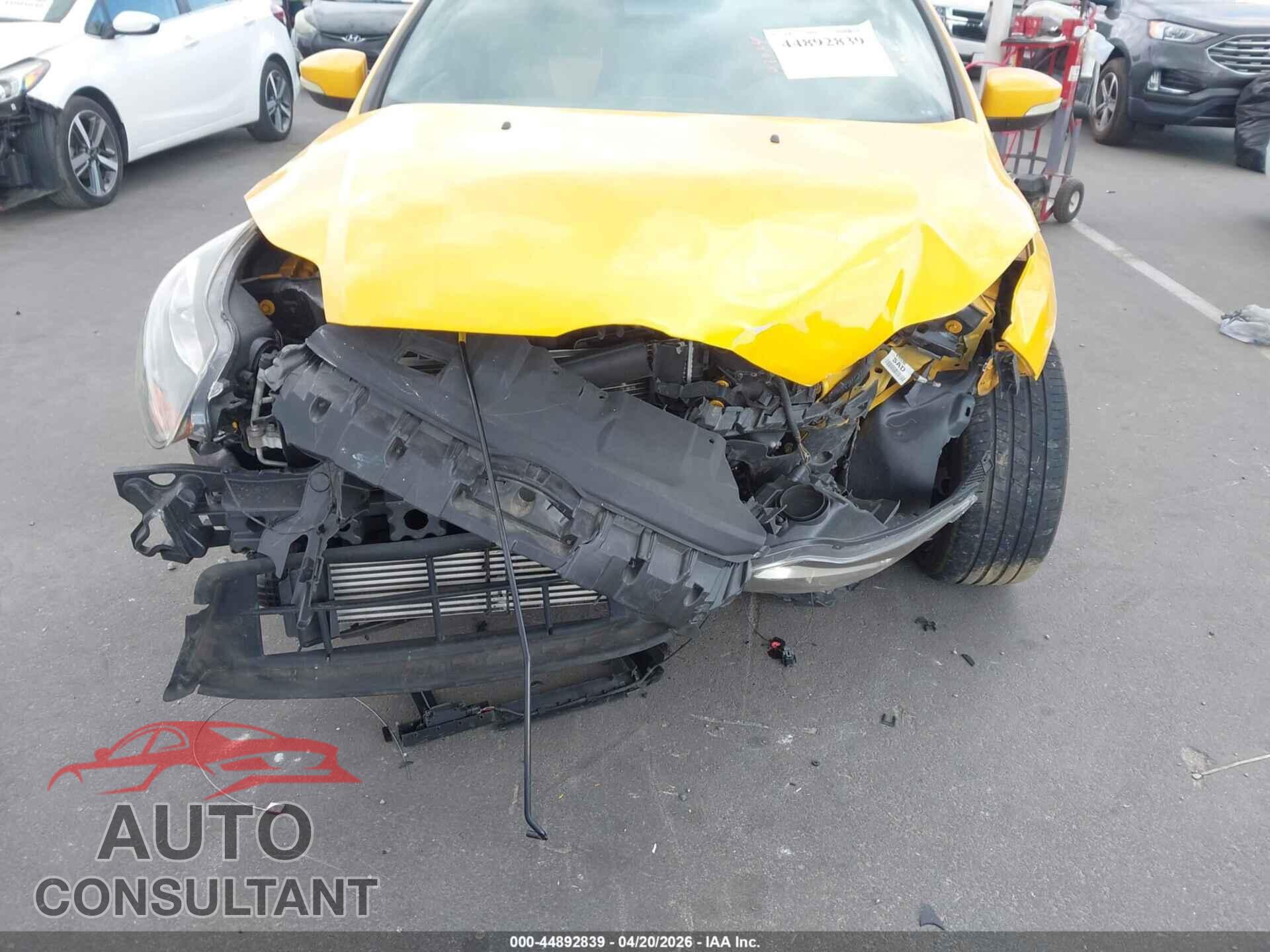 FORD FOCUS ST 2013 - 1FADP3L97DL336084