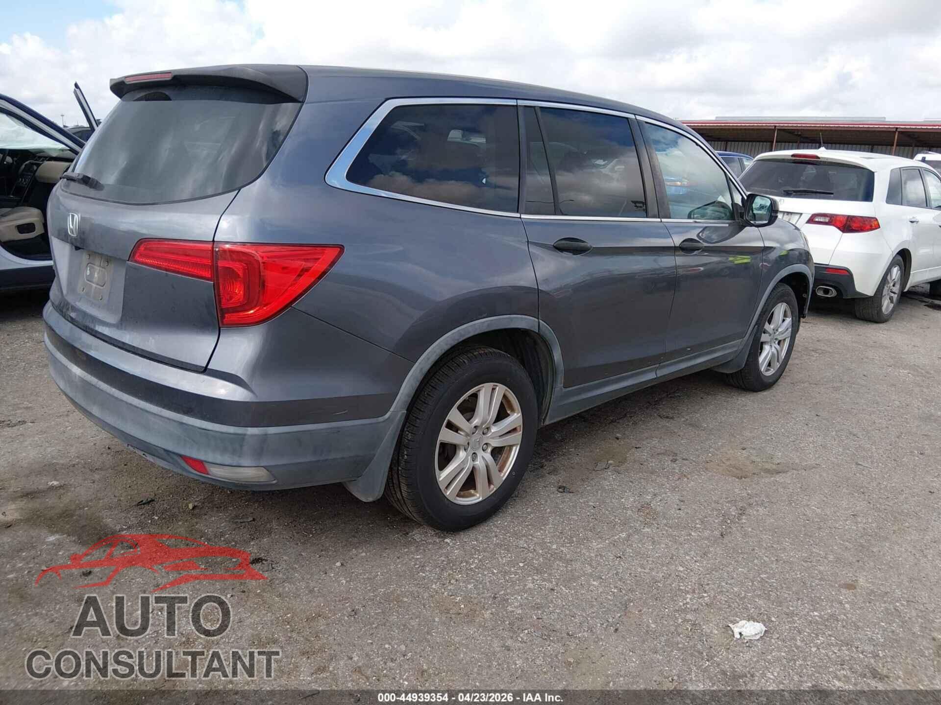 HONDA PILOT 2017 - 5FNYF5H13HB002088