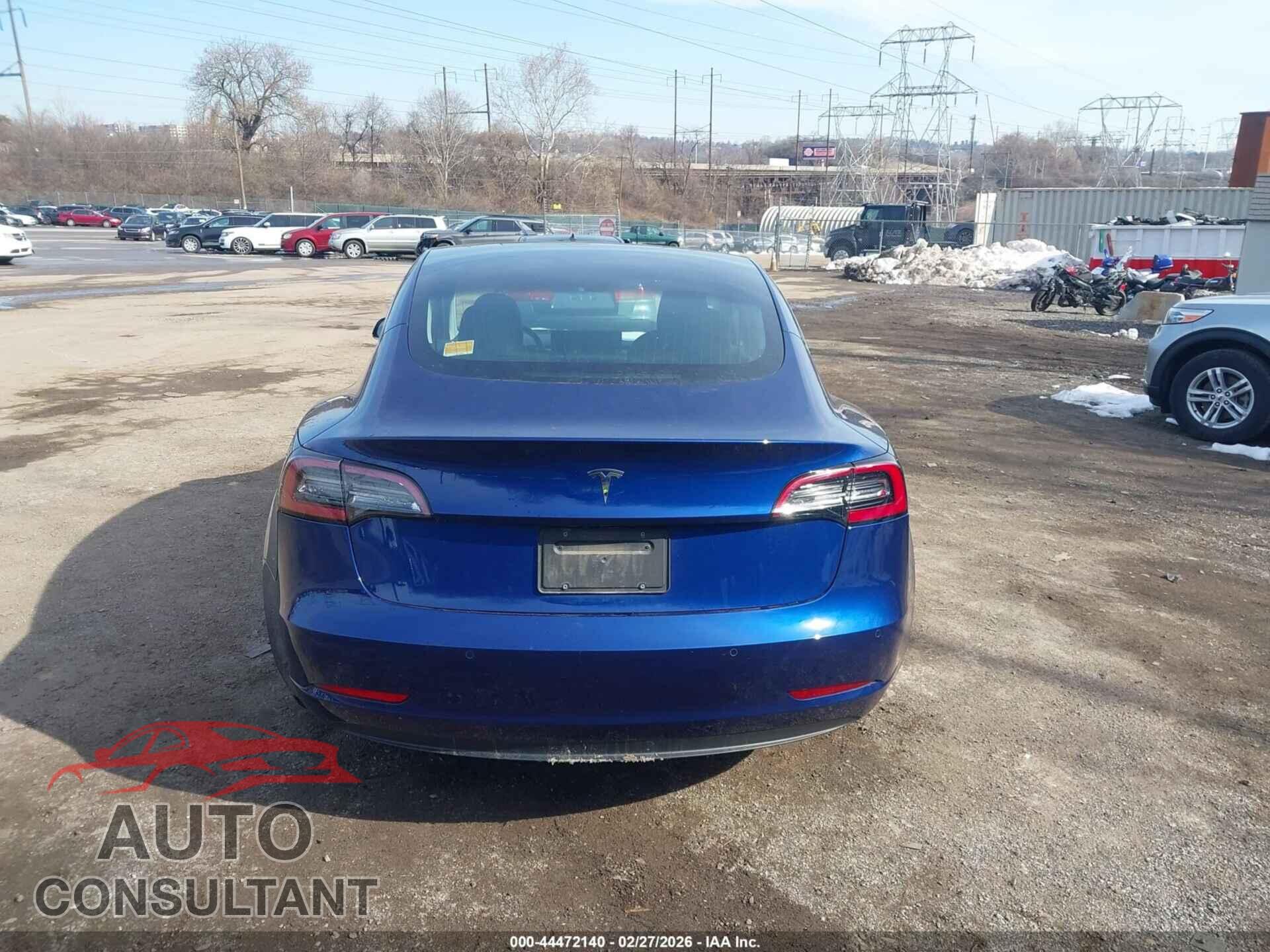 TESLA MODEL 3 2019 - 5YJ3E1EA0KF435501