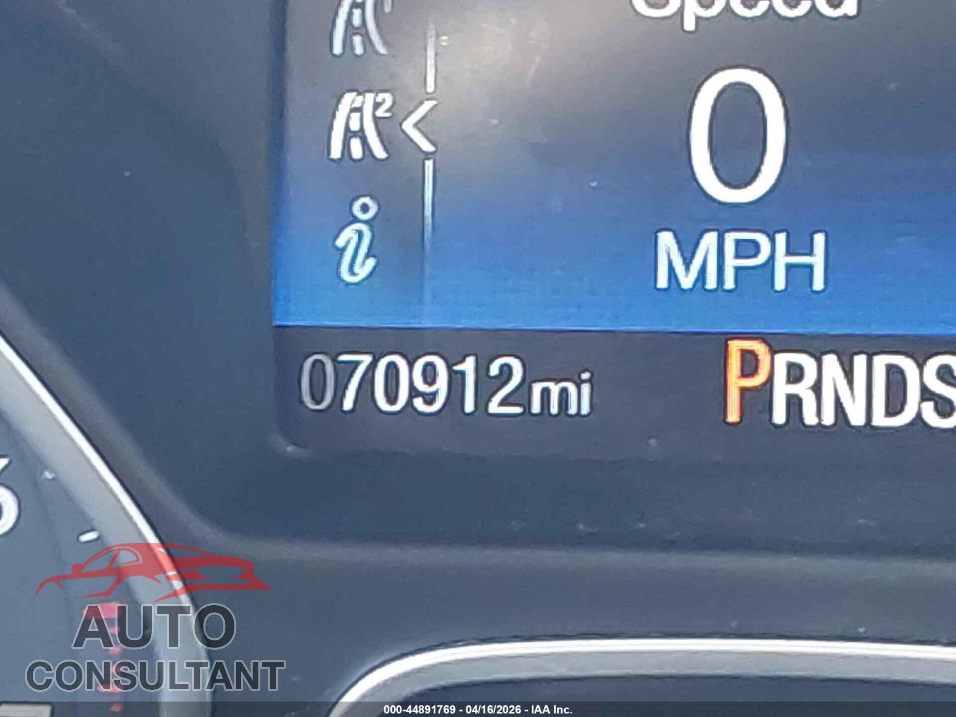 FORD FOCUS 2017 - 1FADP3FE2HL276097