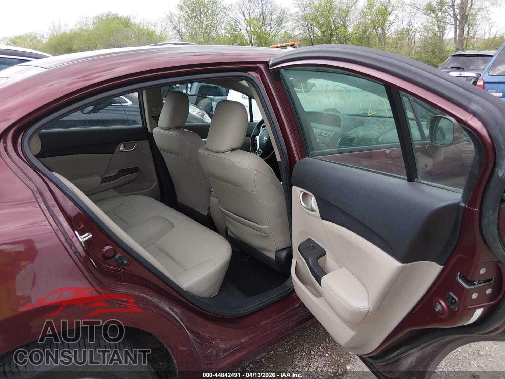 HONDA CIVIC 2013 - 19XFB2F94DE013093