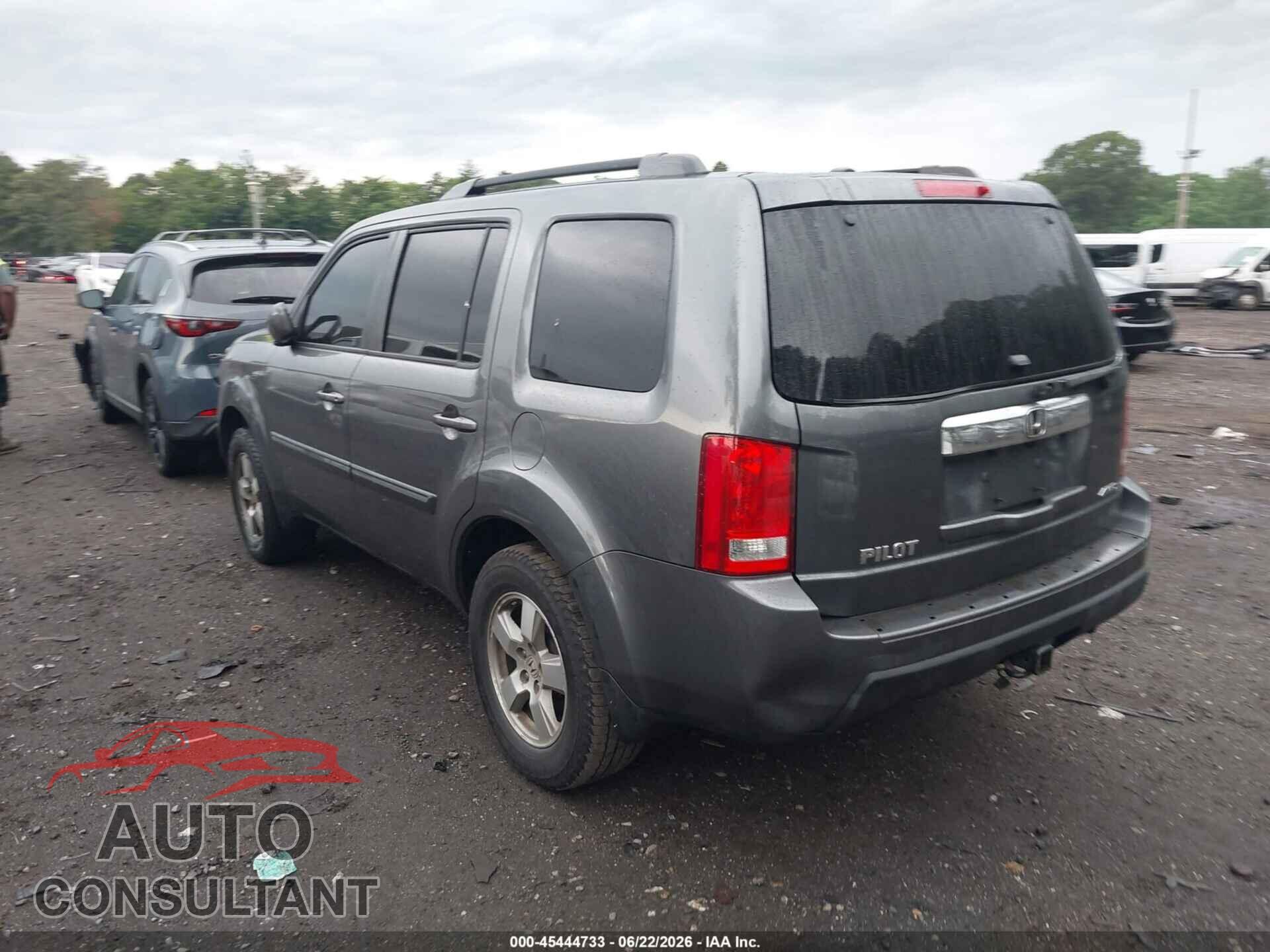 HONDA PILOT 2011 - 5FNYF4H50BB076413