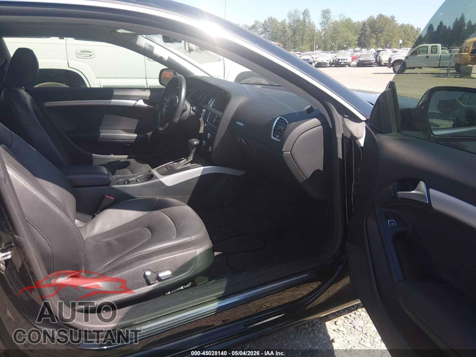 AUDI A5 2013 - WAUCFAFR4DA035497