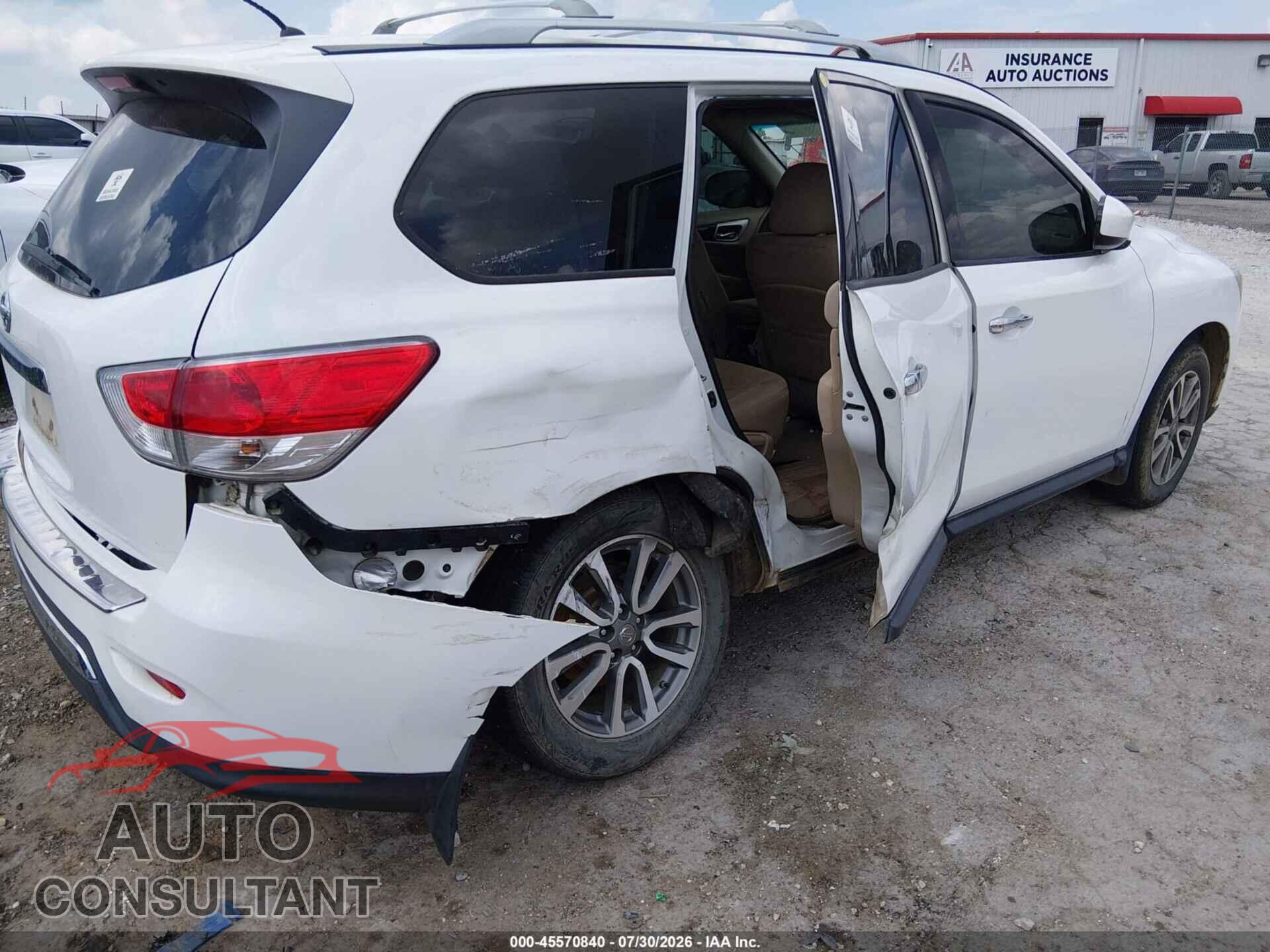 NISSAN PATHFINDER 2015 - 5N1AR2MN7FC657845