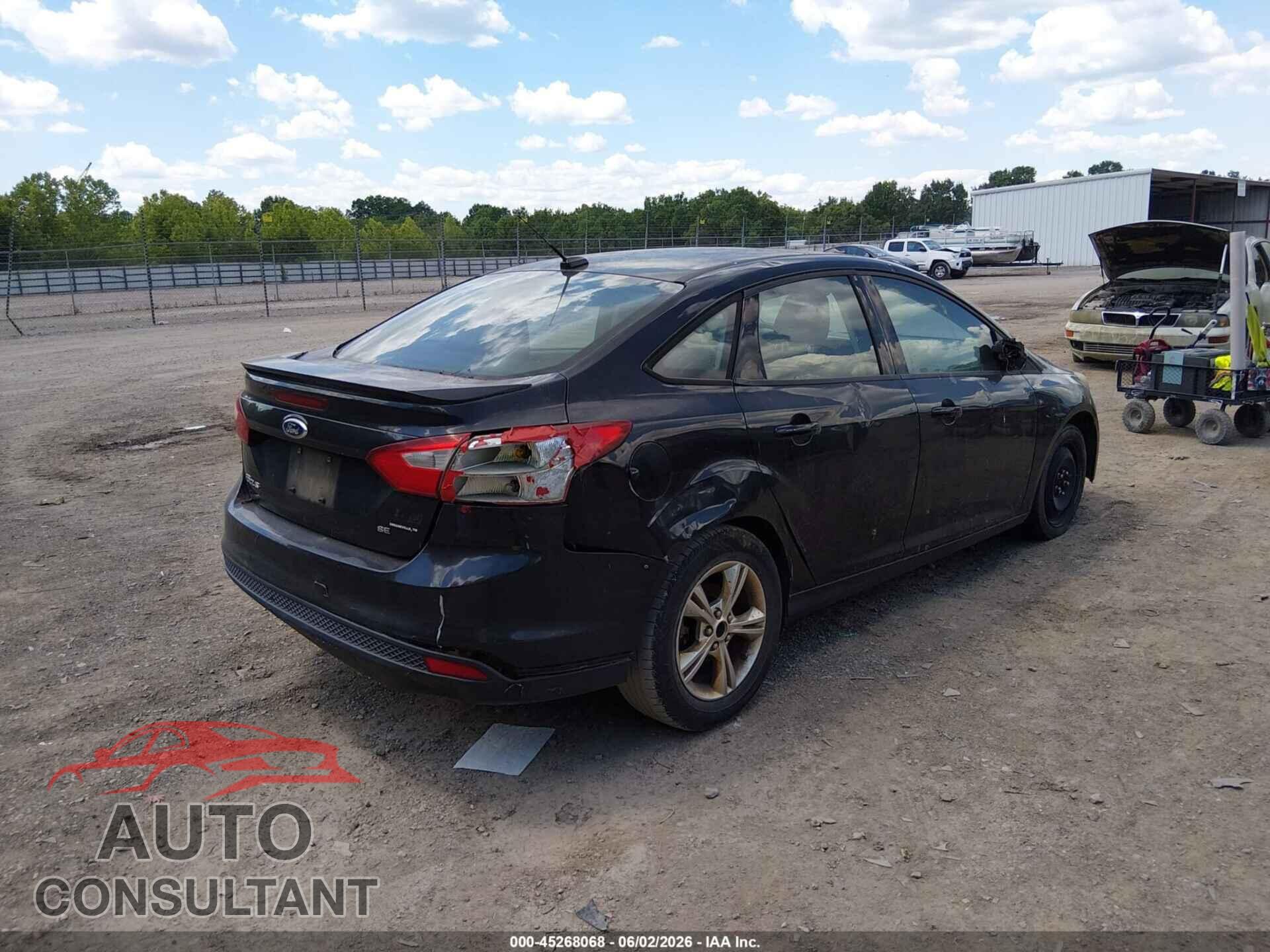 FORD FOCUS 2012 - 1FAHP3F25CL256071