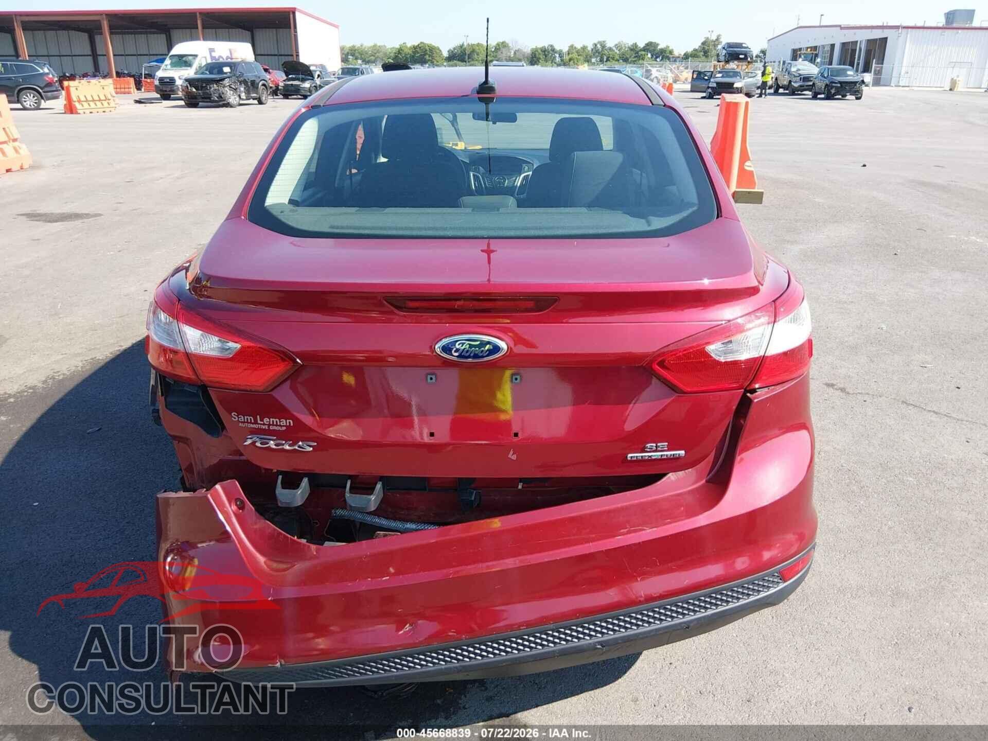 FORD FOCUS 2014 - 1FADP3F27EL388380