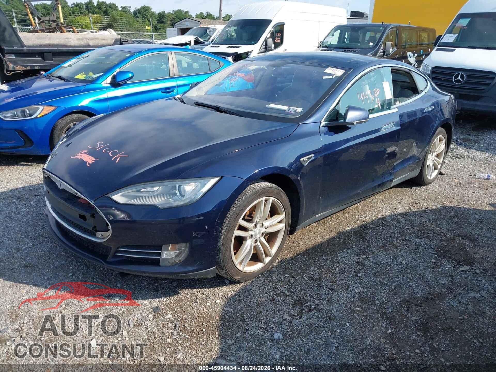 TESLA MODEL S 2014 - 5YJSA1H18EFP33320