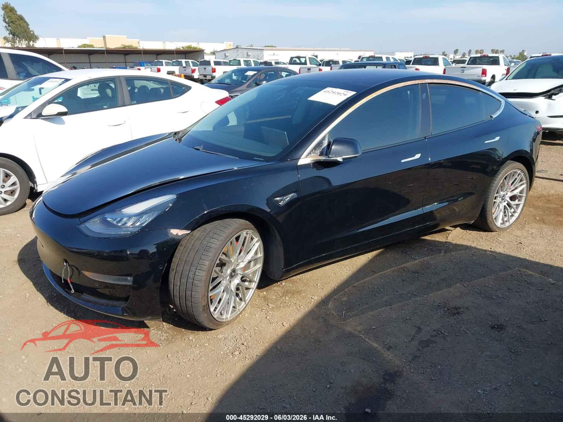 TESLA MODEL 3 2018 - 5YJ3E1EB9JF188132
