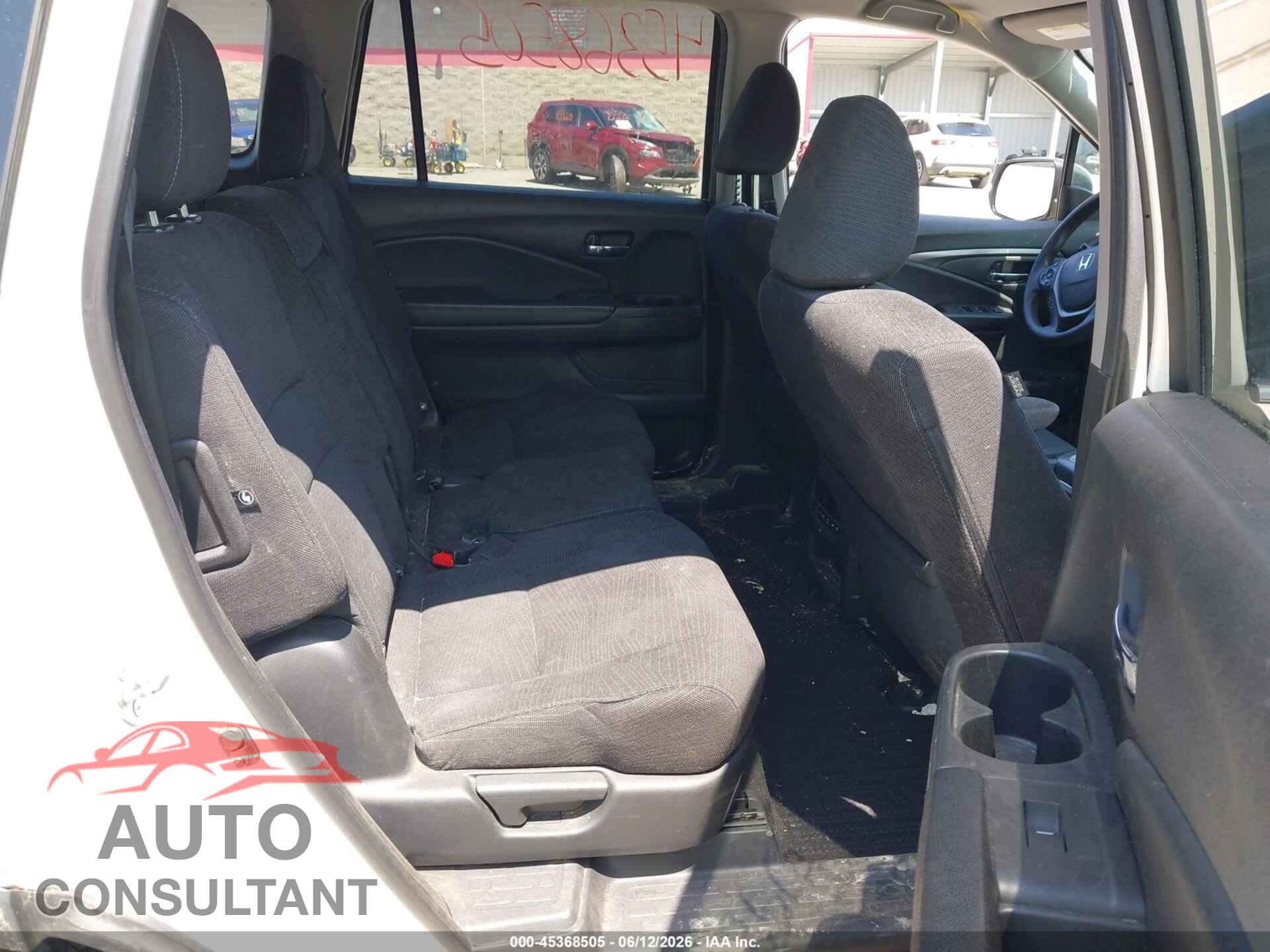 HONDA PILOT 2017 - 5FNYF6H37HB096046