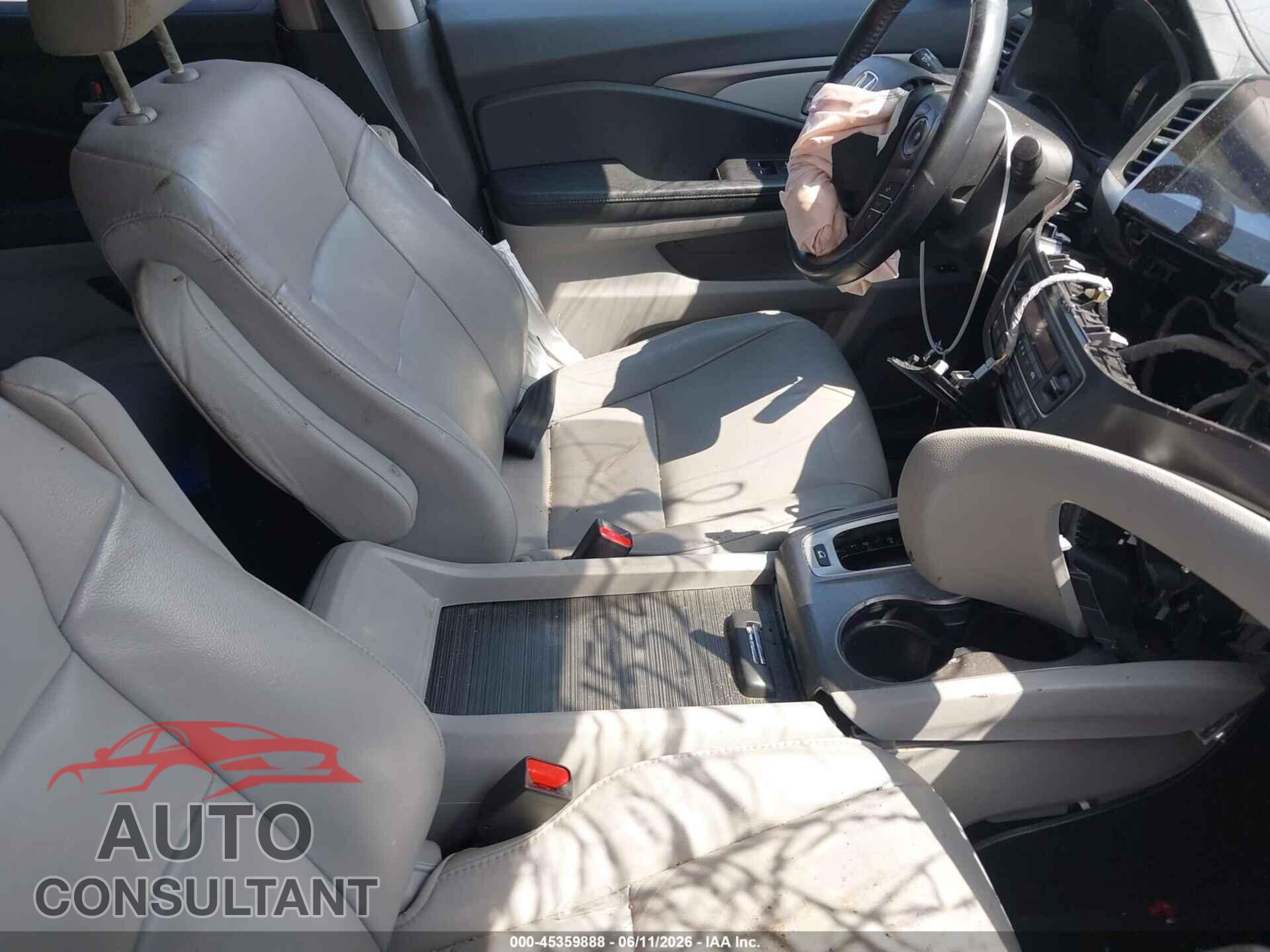 HONDA PILOT 2017 - 5FNYF6H54HB047162