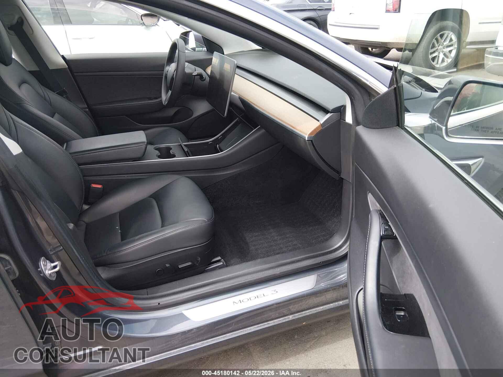 TESLA MODEL 3 2020 - 5YJ3E1EA2LF736708