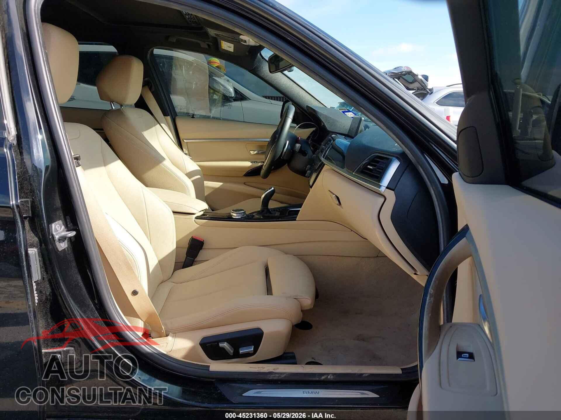 BMW 328I 2016 - WBA8E9G55GNU29459