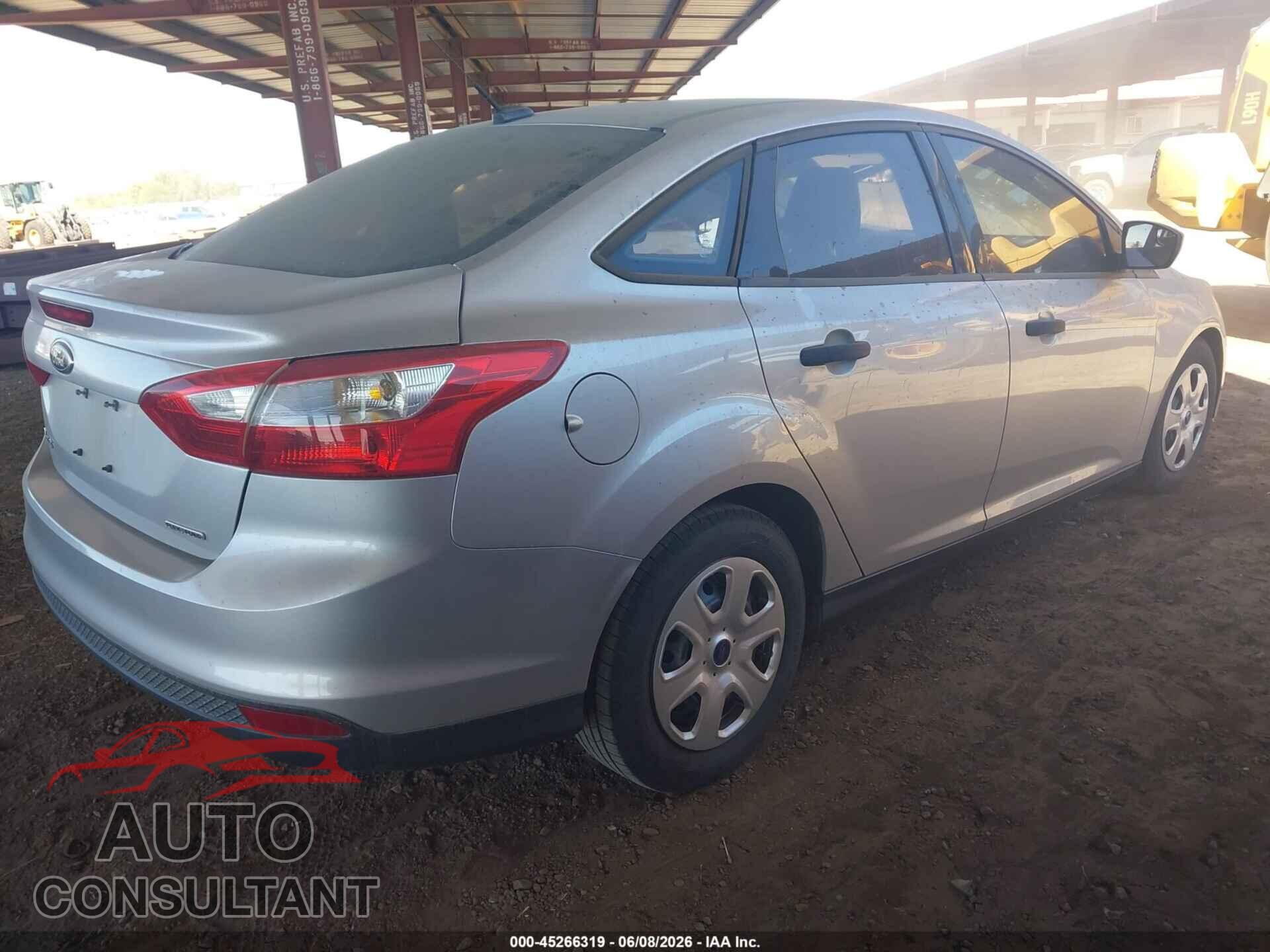 FORD FOCUS 2014 - 1FADP3E29EL407738