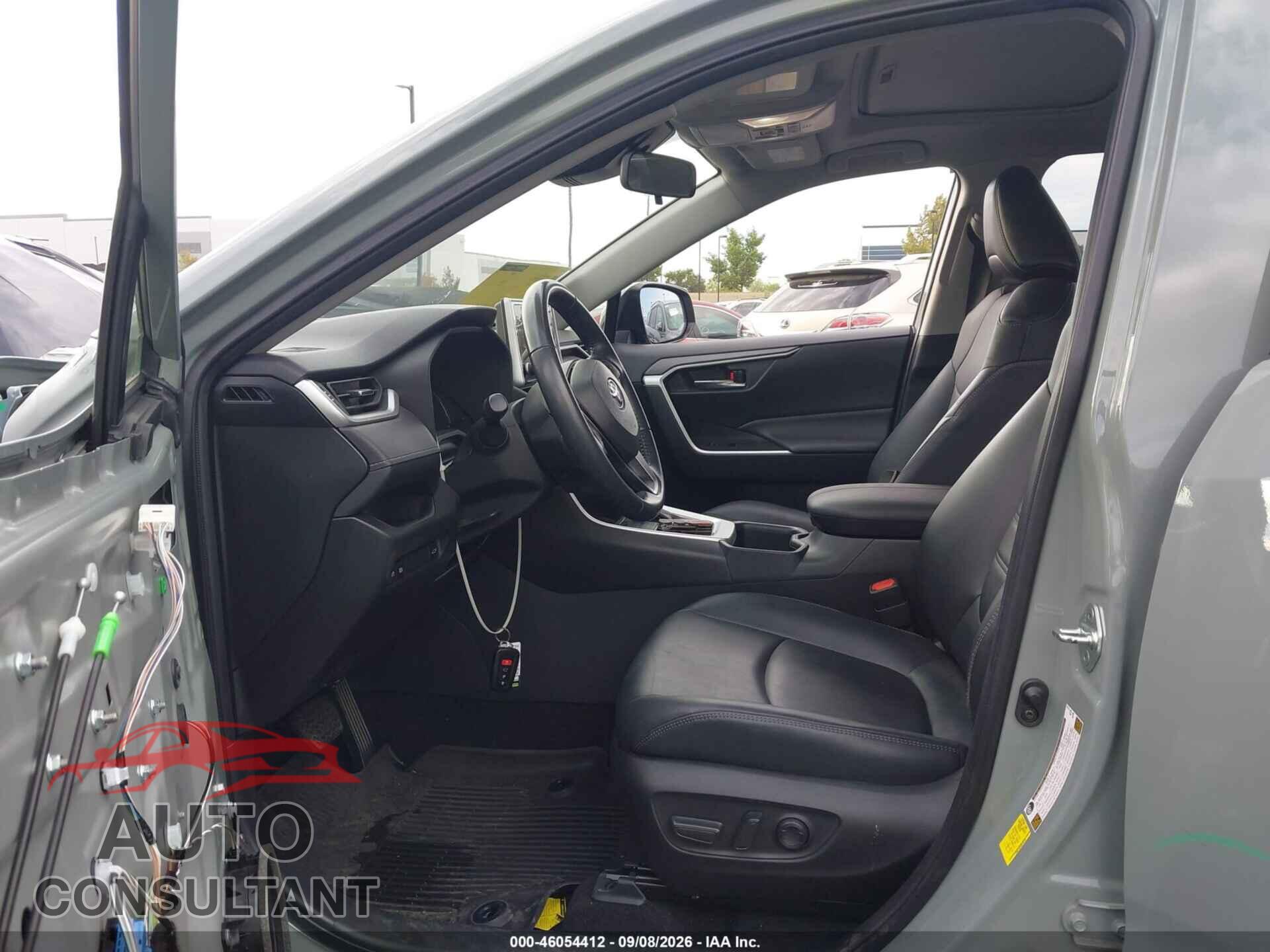 TOYOTA RAV4 2023 - JTMC1RFV8PD104191