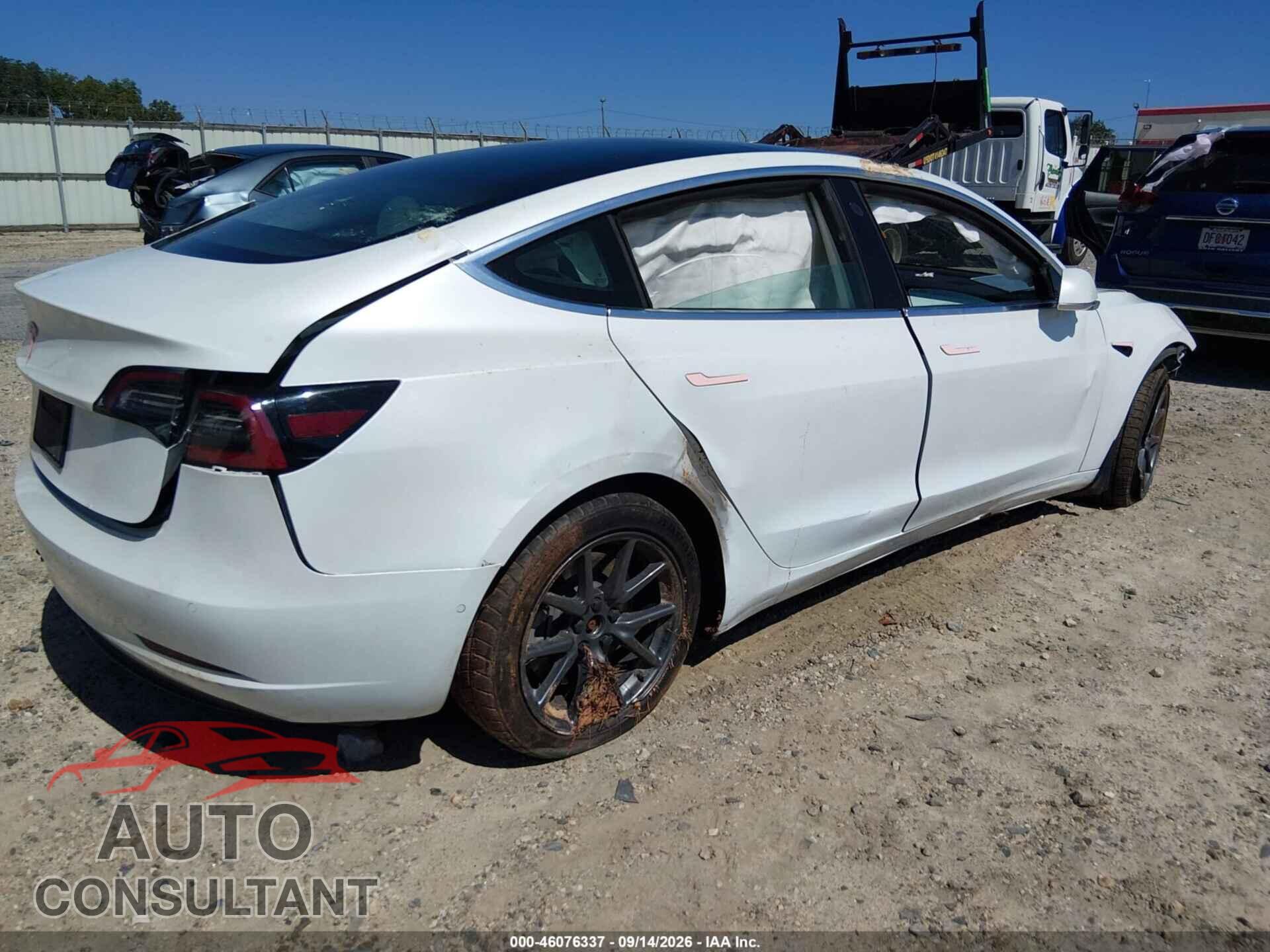 TESLA MODEL 3 2020 - 5YJ3E1EA8LF599208
