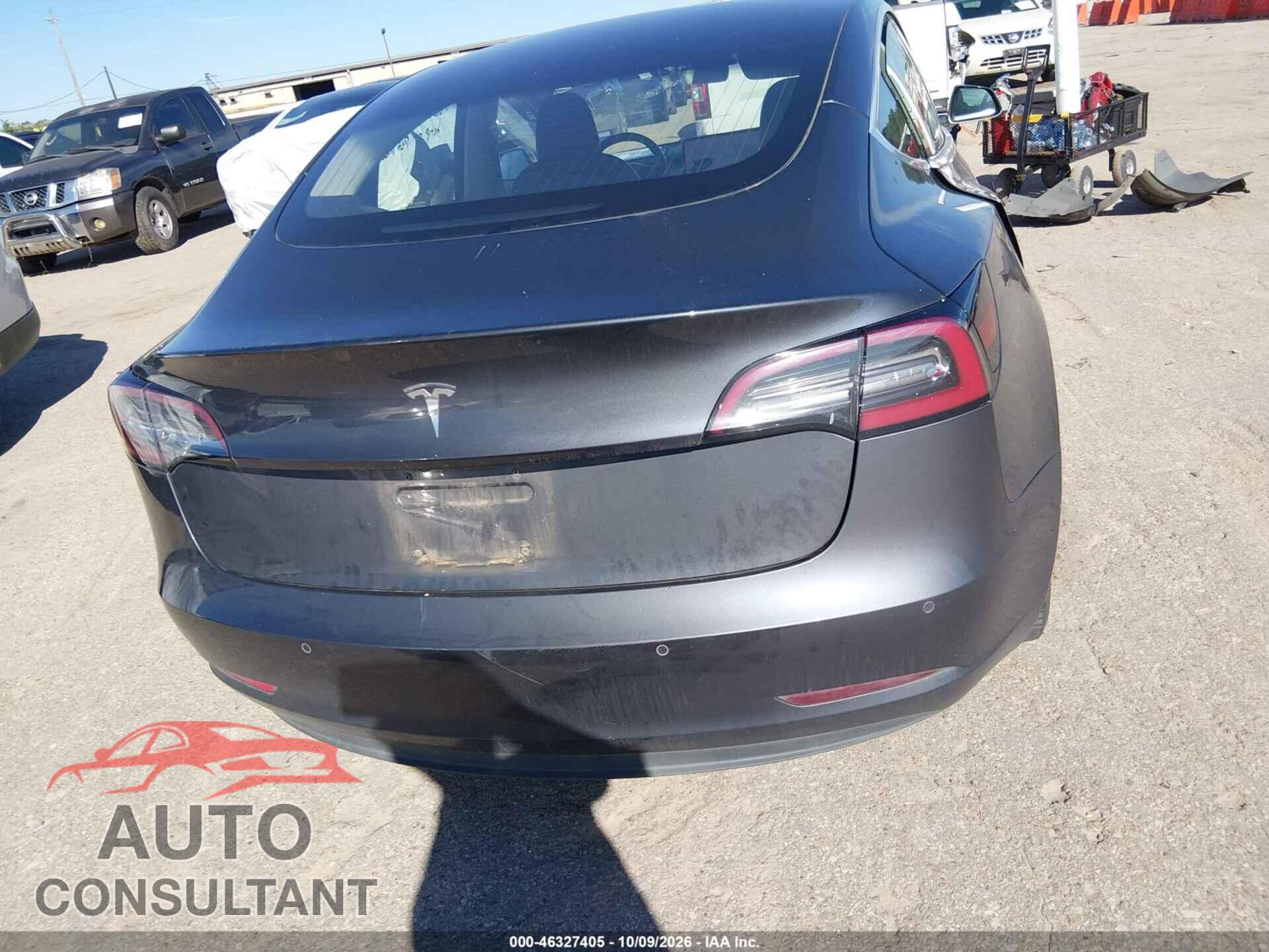TESLA MODEL 3 2018 - 5YJ3E1EA6JF158092