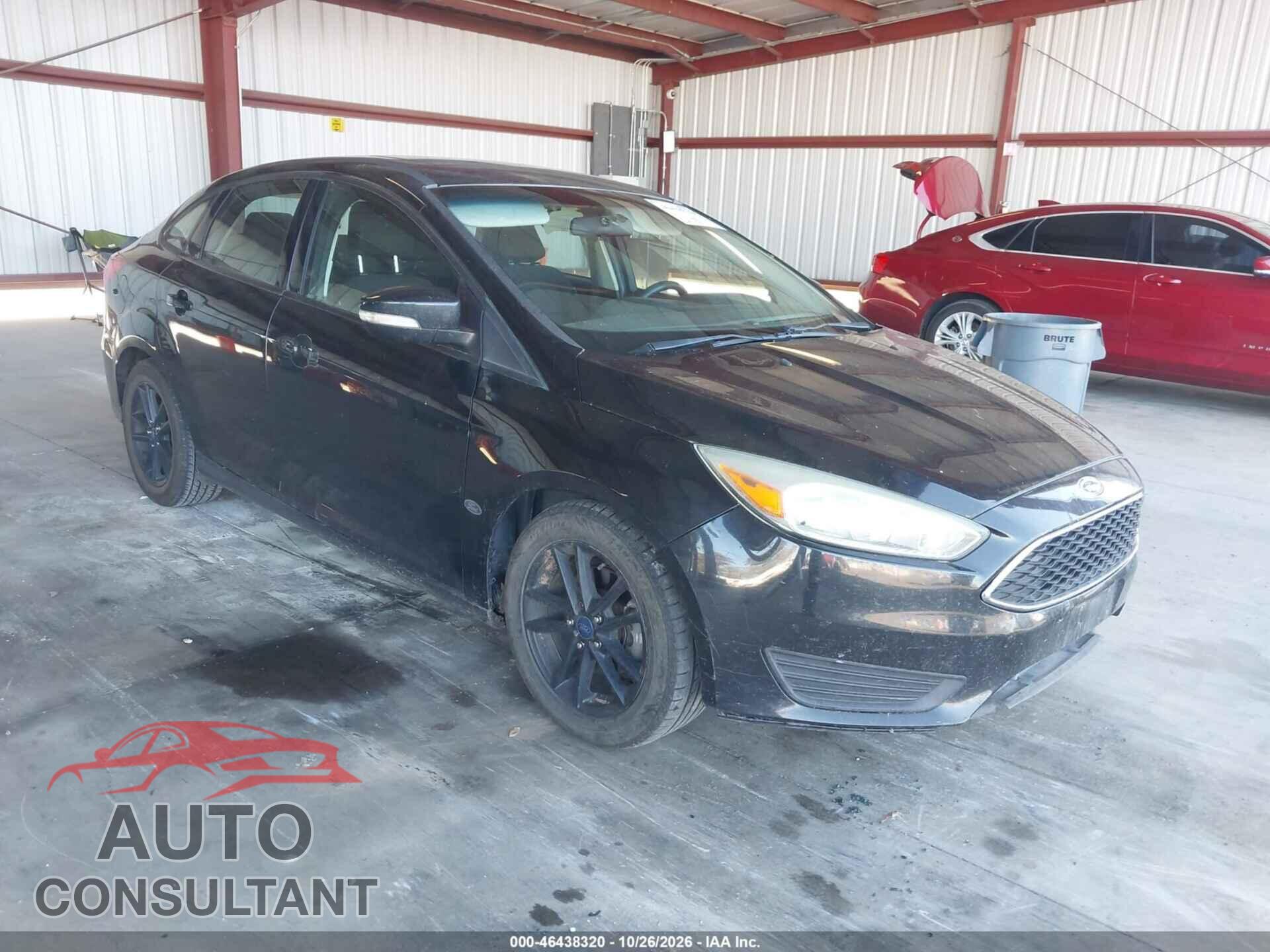 FORD FOCUS 2015 - 1FADP3F26FL204371