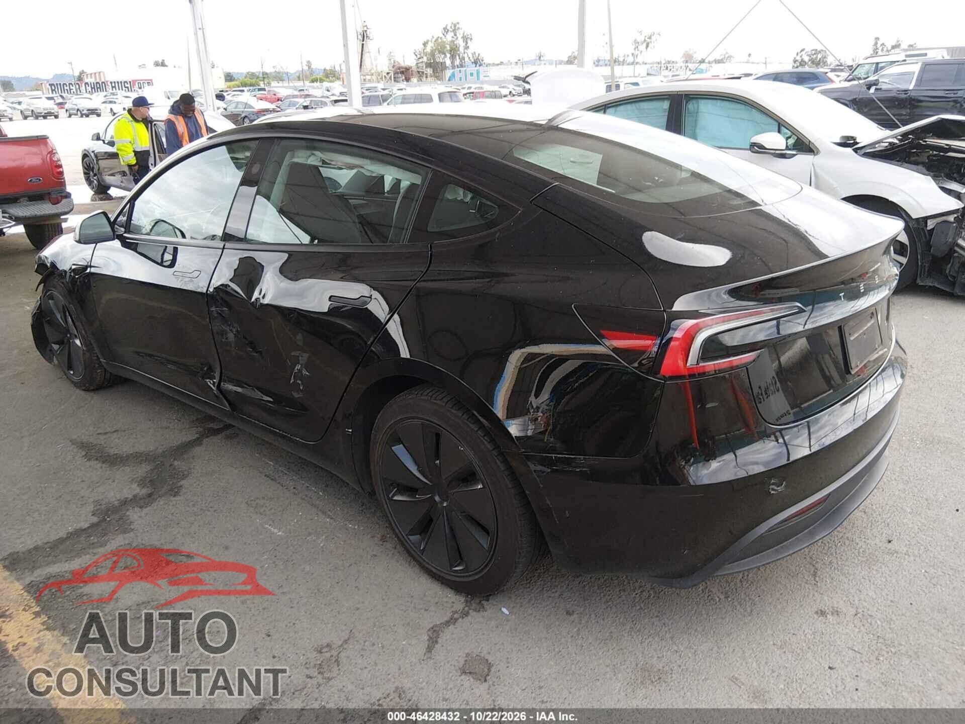 TESLA MODEL 3 2024 - 5YJ3E1EA5RF732810