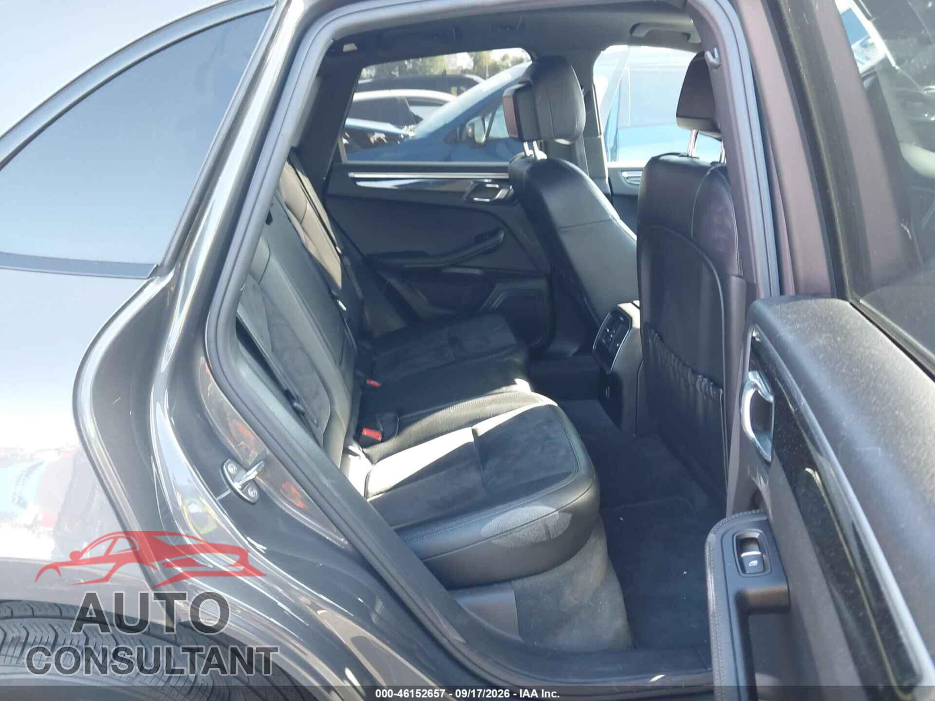 PORSCHE MACAN 2018 - WP1AA2A51JLB24784