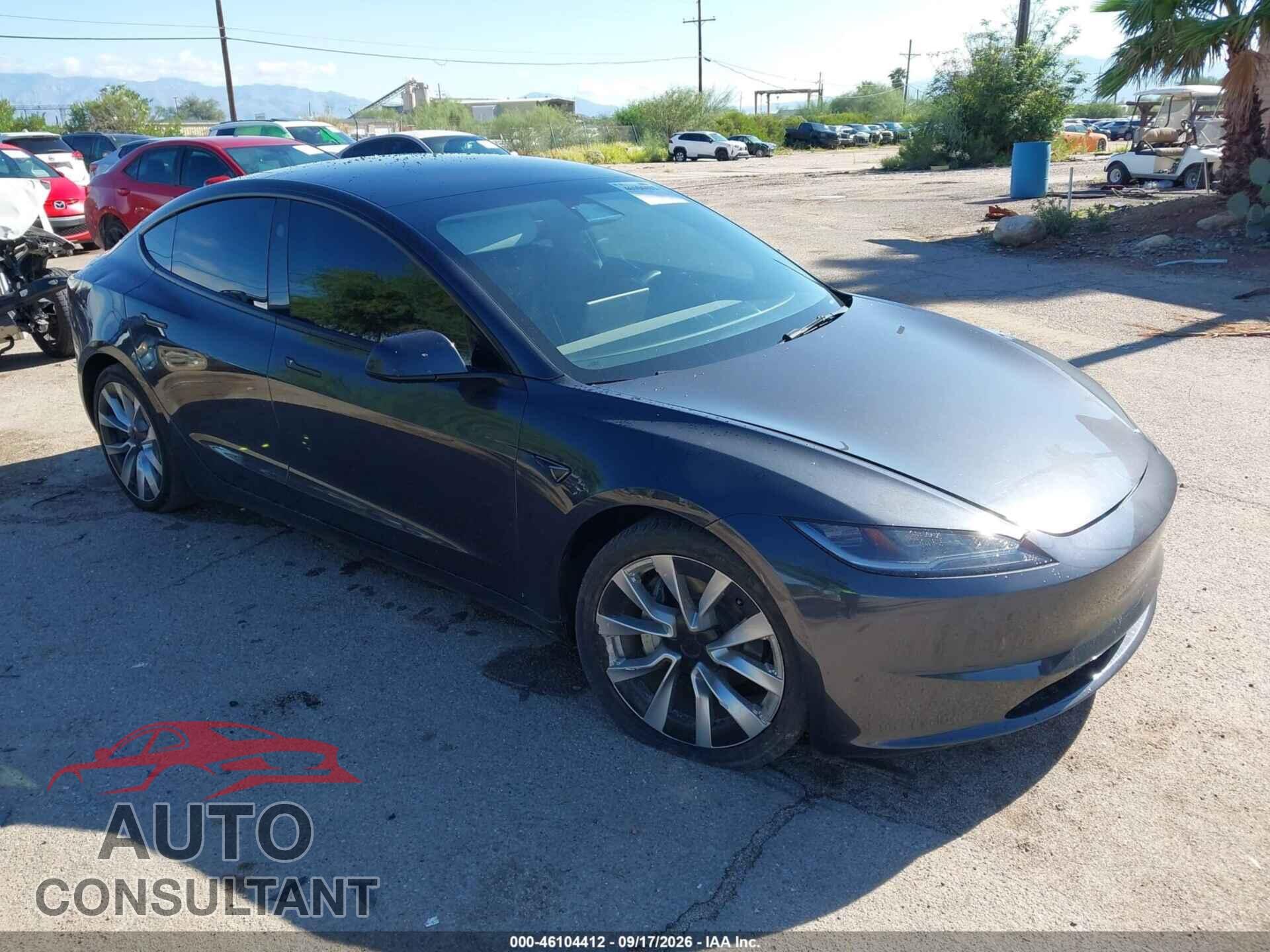 TESLA MODEL 3 2024 - 5YJ3E1EB7RF724877