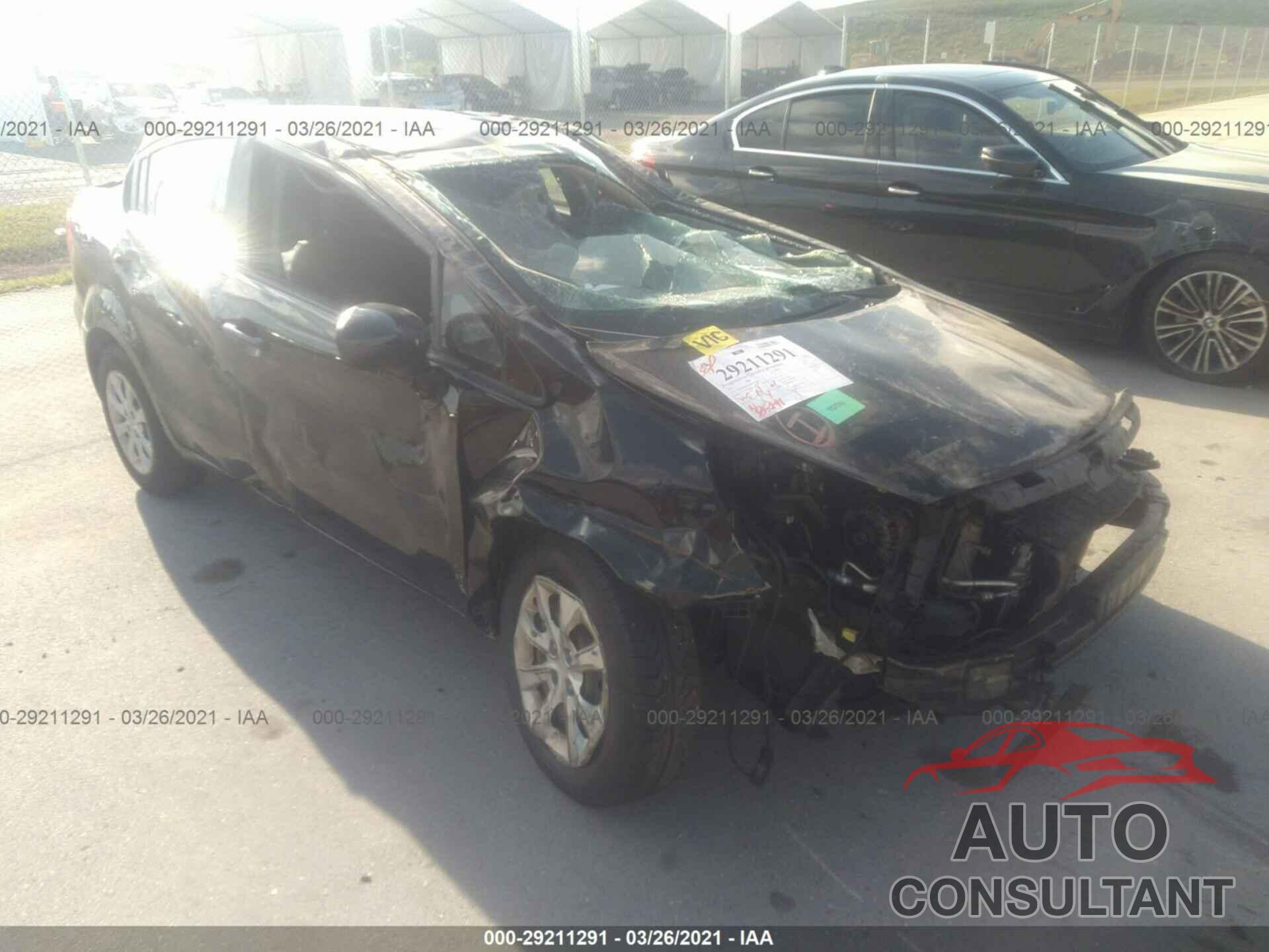 KIA RIO 2017 - KNADM4A38H6057400