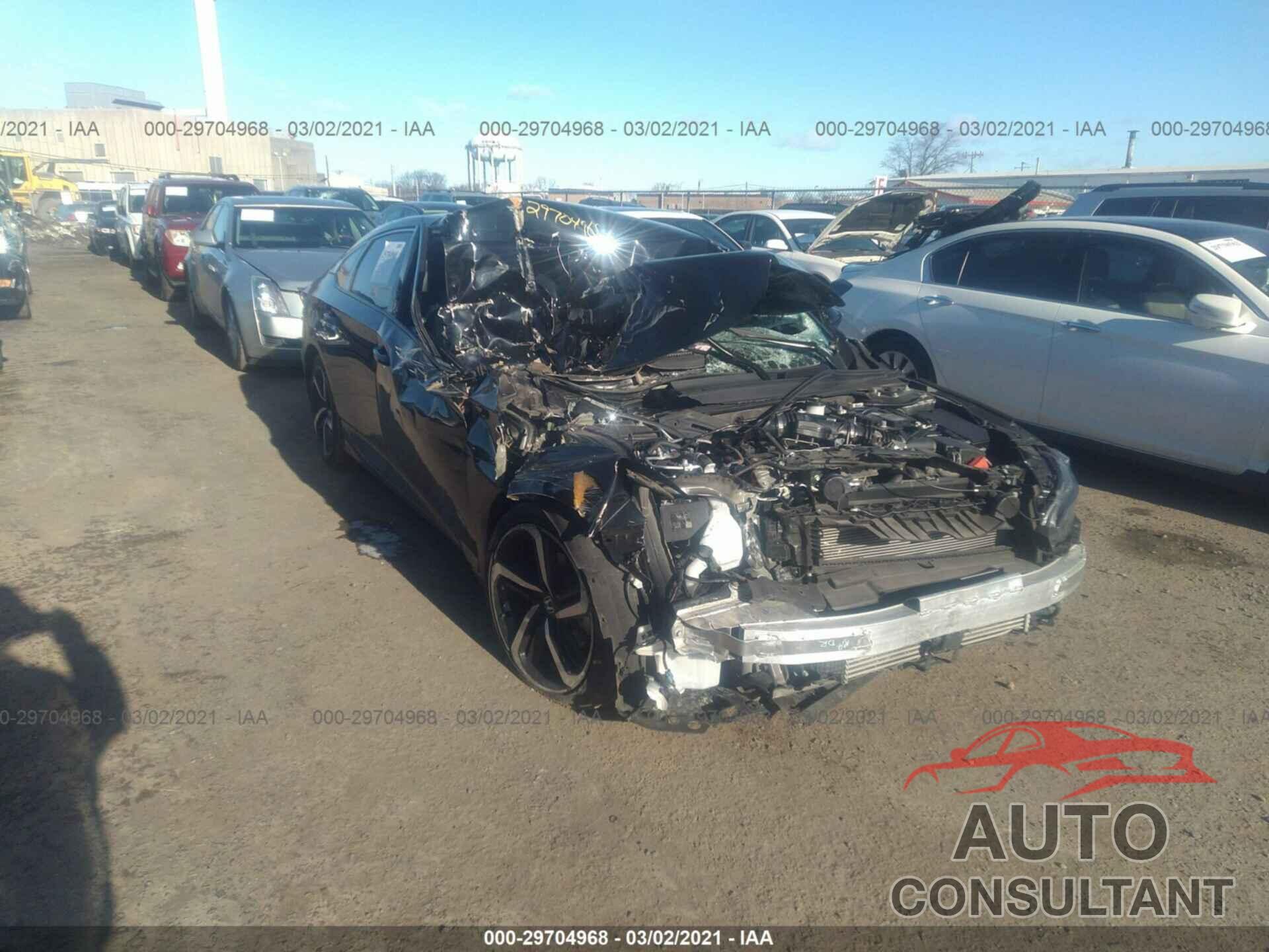 HONDA ACCORD SEDAN 2018 - 1HGCV1F33JA251873
