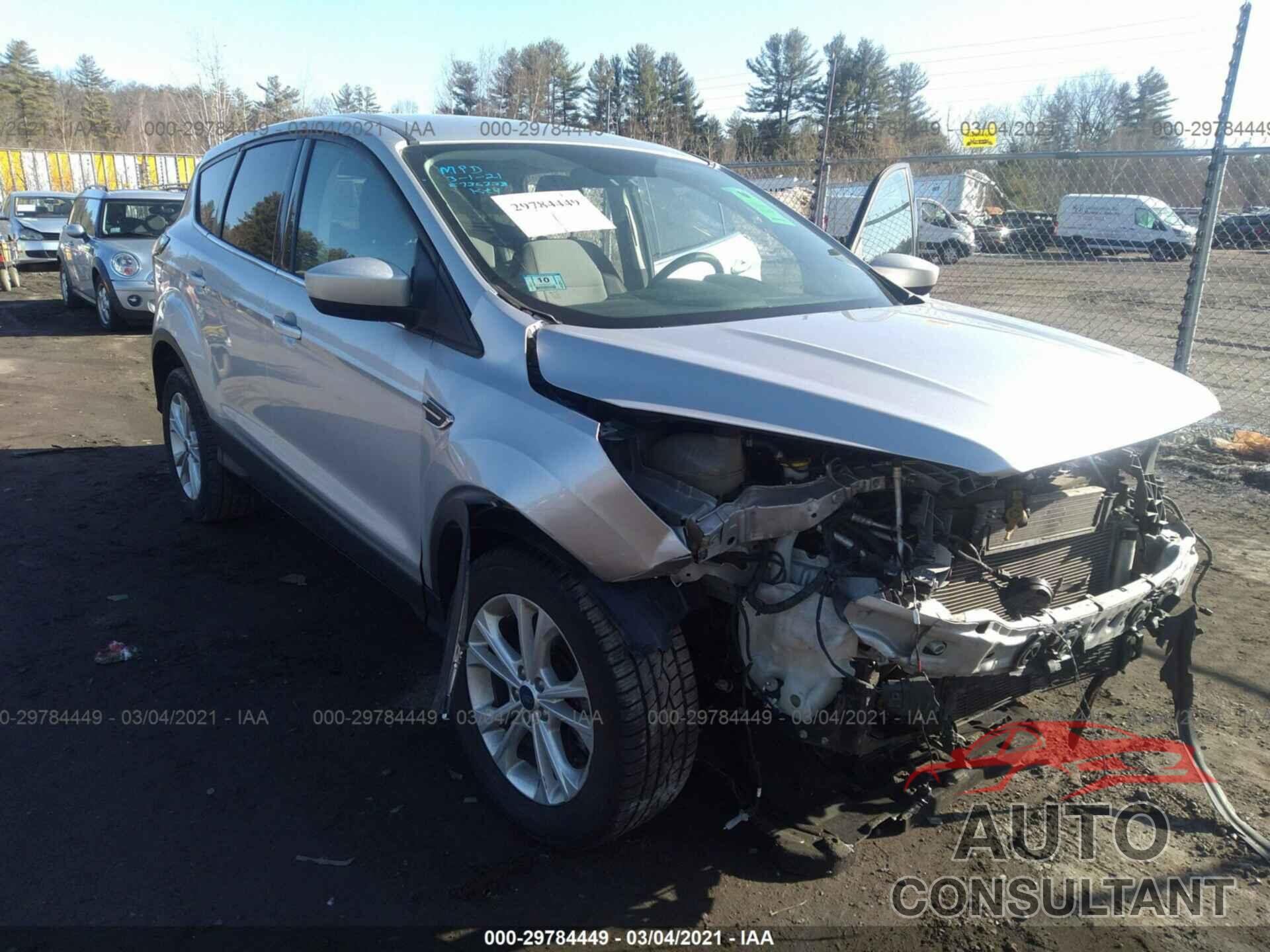 FORD ESCAPE 2017 - 1FMCU9GD4HUE48904