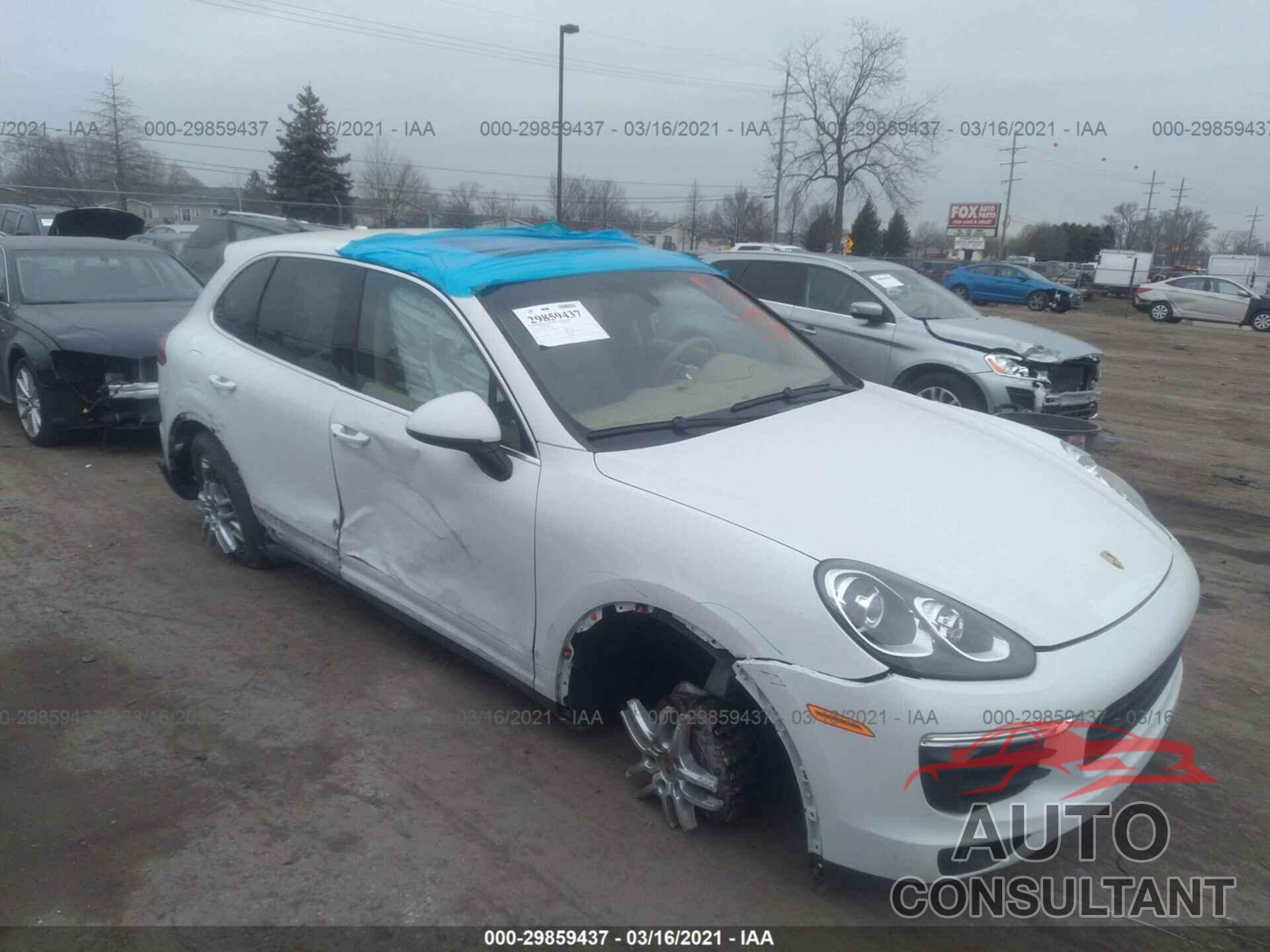 PORSCHE CAYENNE 2016 - WP1AA2A28GLA11400