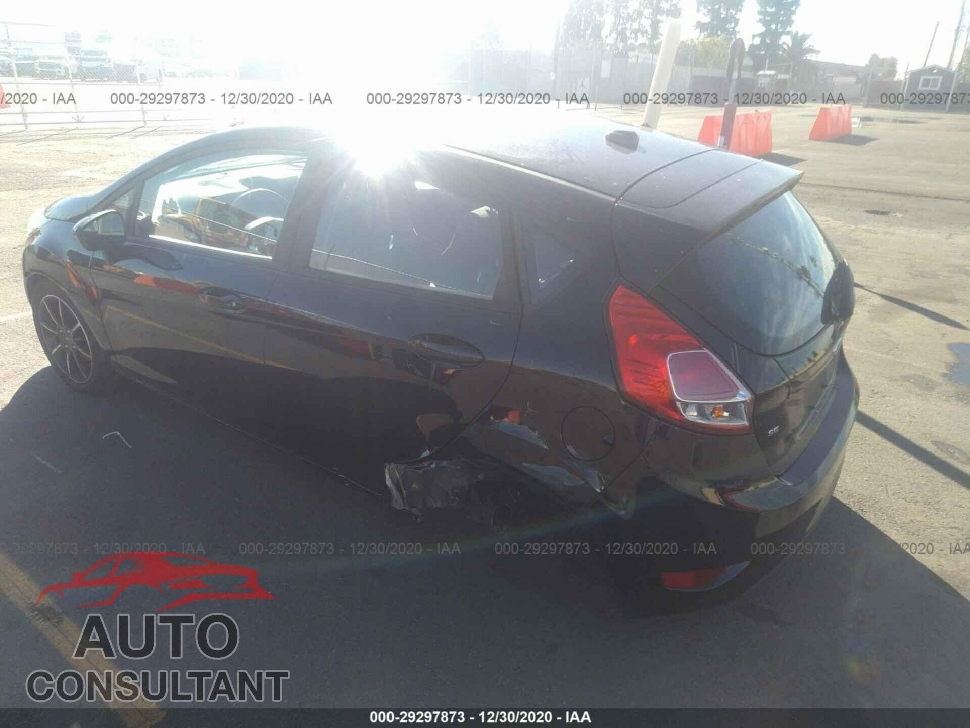 FORD FIESTA 2018 - 3FADP4EJ7JM115348