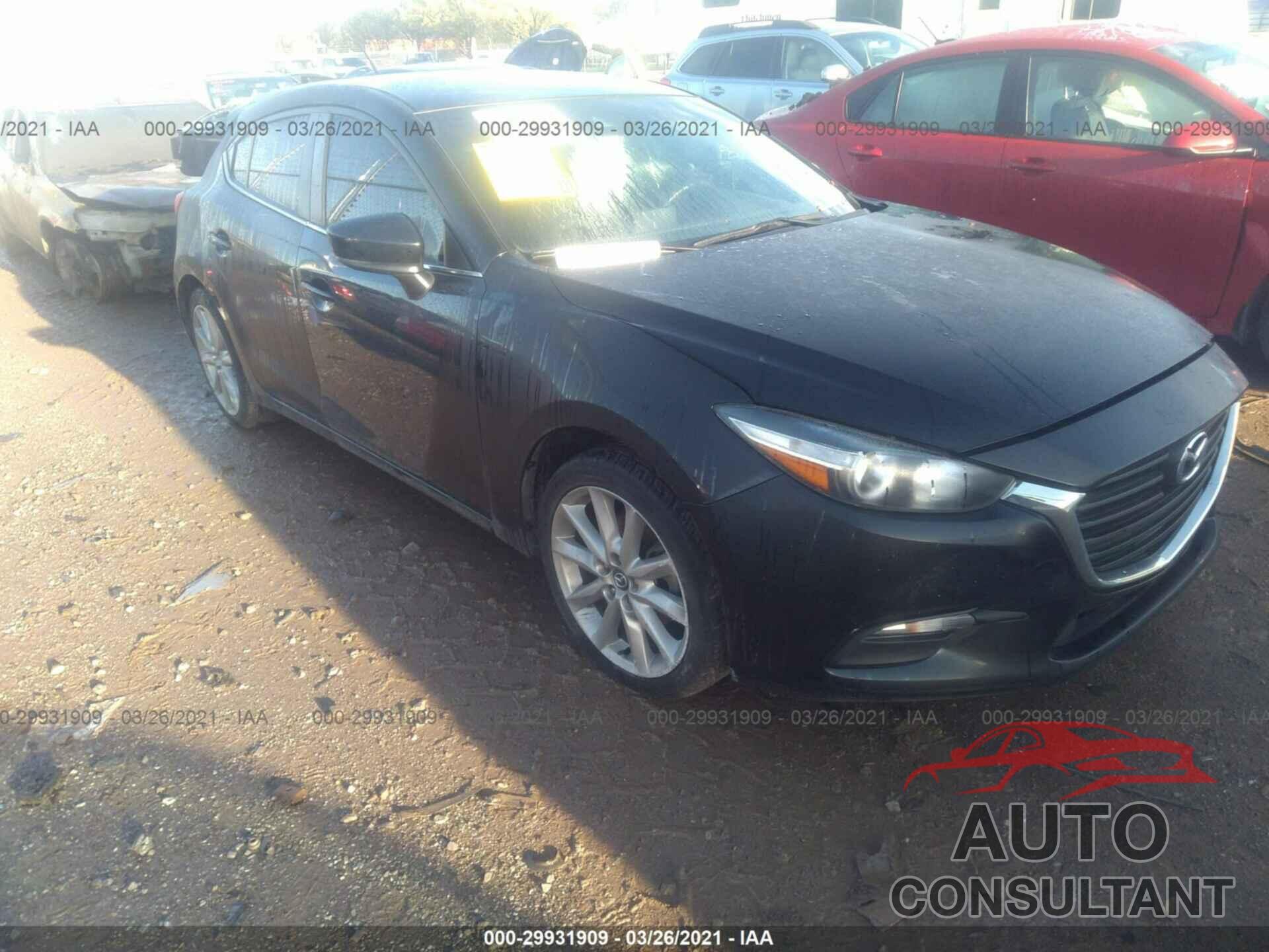 MAZDA MAZDA3 5-DOOR 2017 - JM1BN1L79H1100192