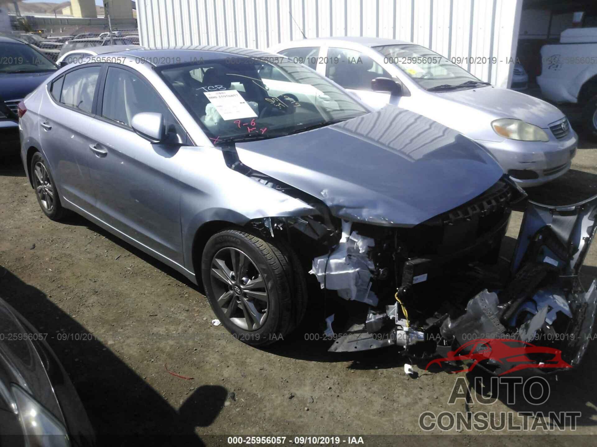 HYUNDAI ELANTRA 2017 - 5NPD84LF1HH074155