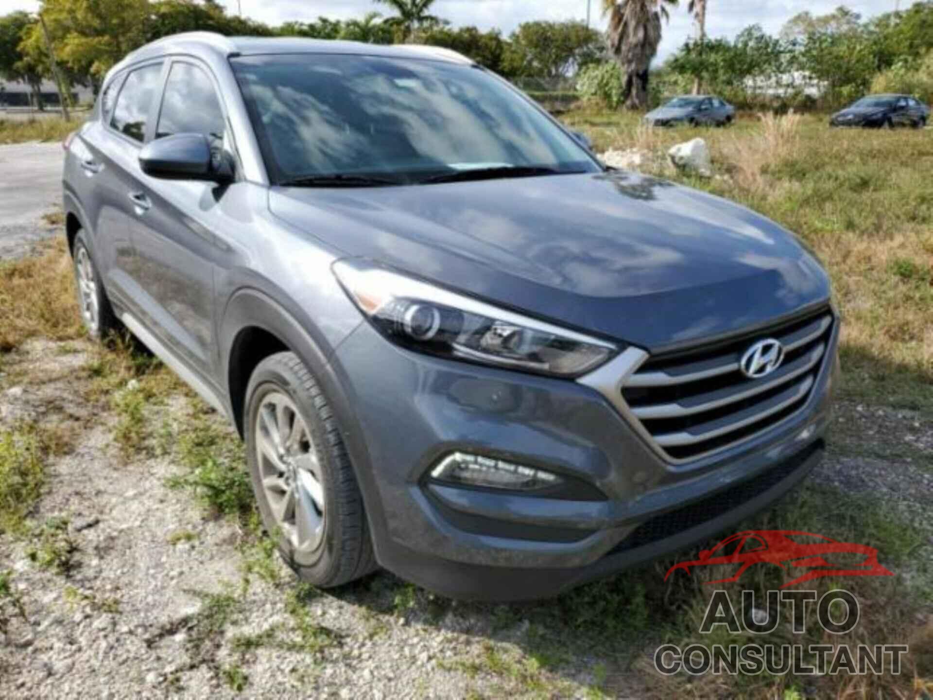 HYUNDAI TUCSON 2018 - KM8J33A41JU694461