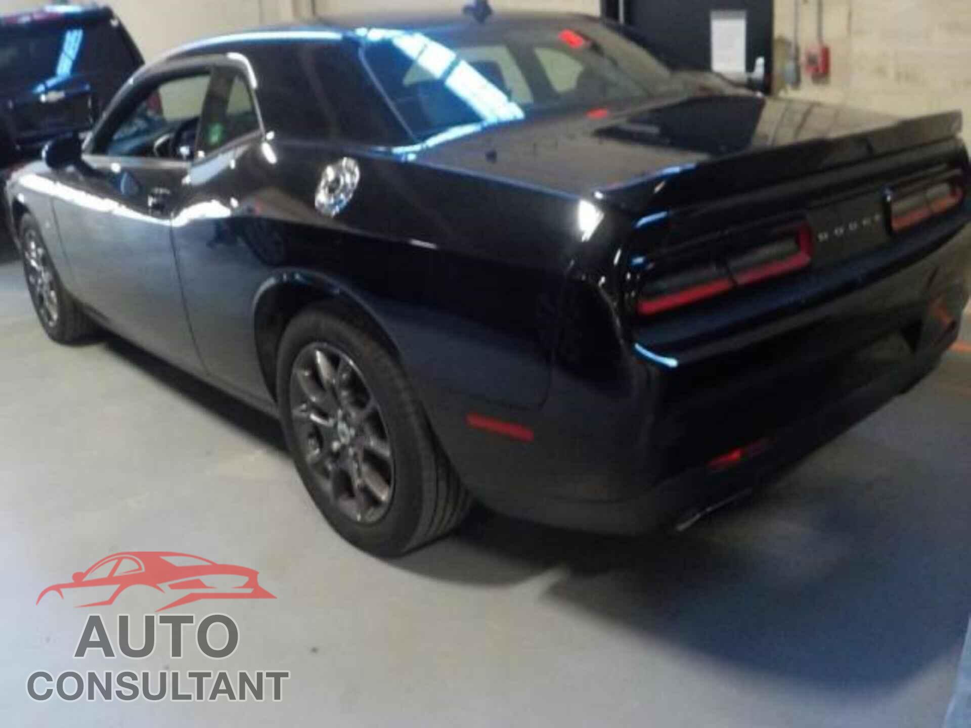 DODGE CHALLENGER 2018 - 2C3CDZGG8JH205415