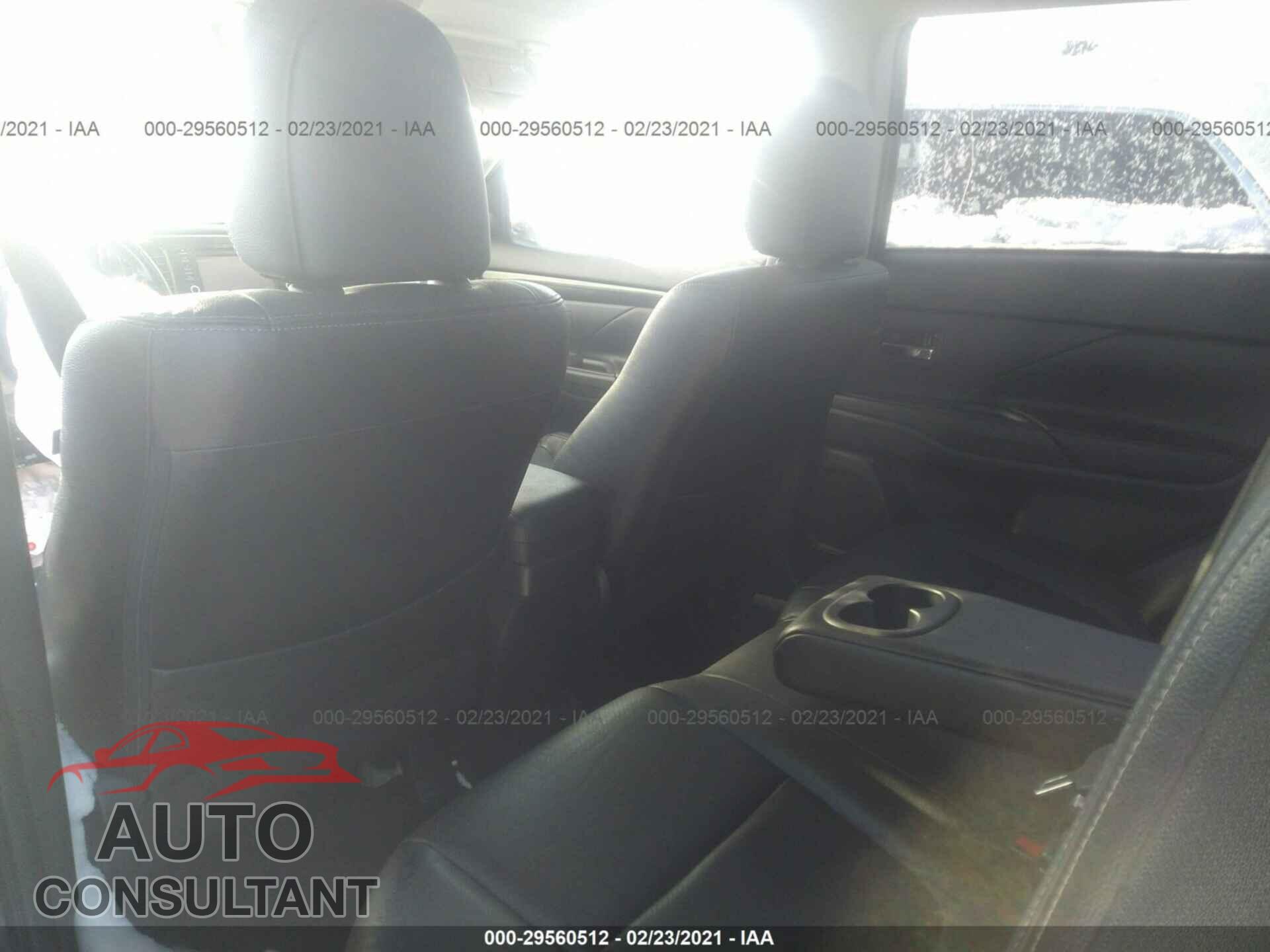 MITSUBISHI OUTLANDER 2016 - JA4AZ3A32GZ033585