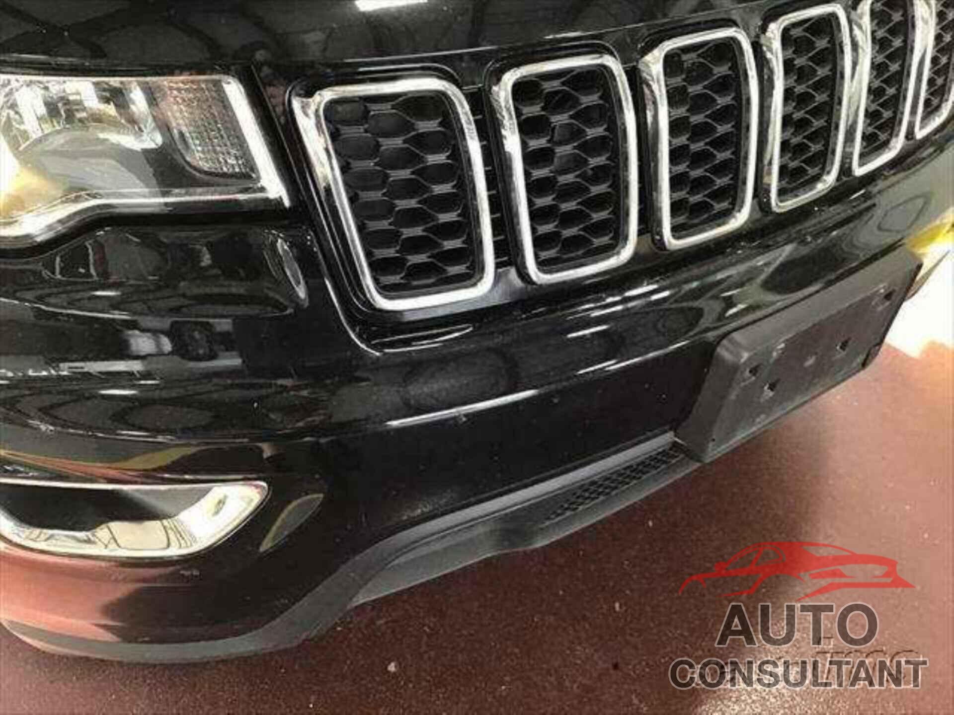 JEEP GRAND CHEROKEE 2018 - 1C4RJFAG2JC393714