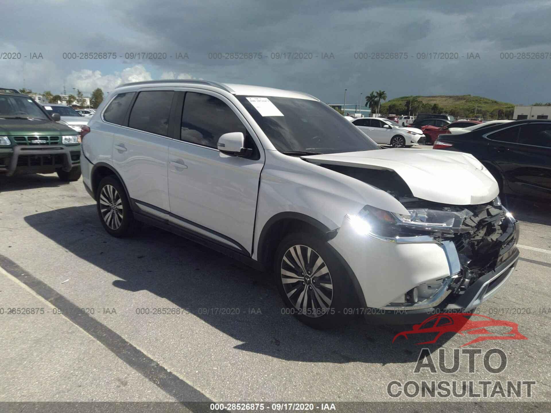 MITSUBISHI OUTLANDER 2019 - JA4AD3A30KZ011009