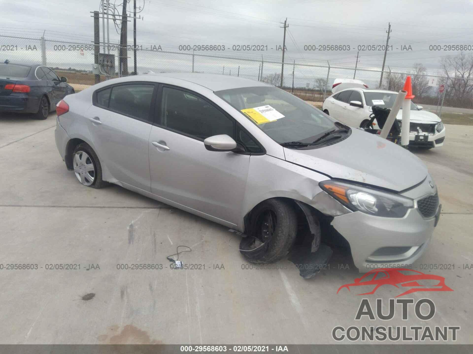KIA FORTE 2016 - KNAFK4A60G5495017