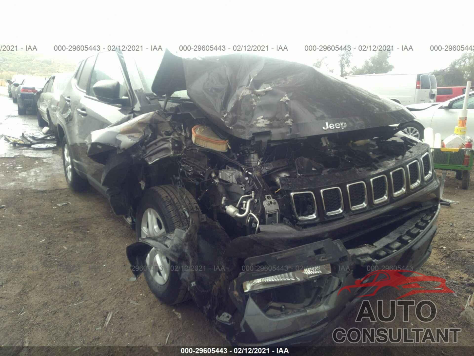 JEEP COMPASS 2018 - 3C4NJCAB6JT193621