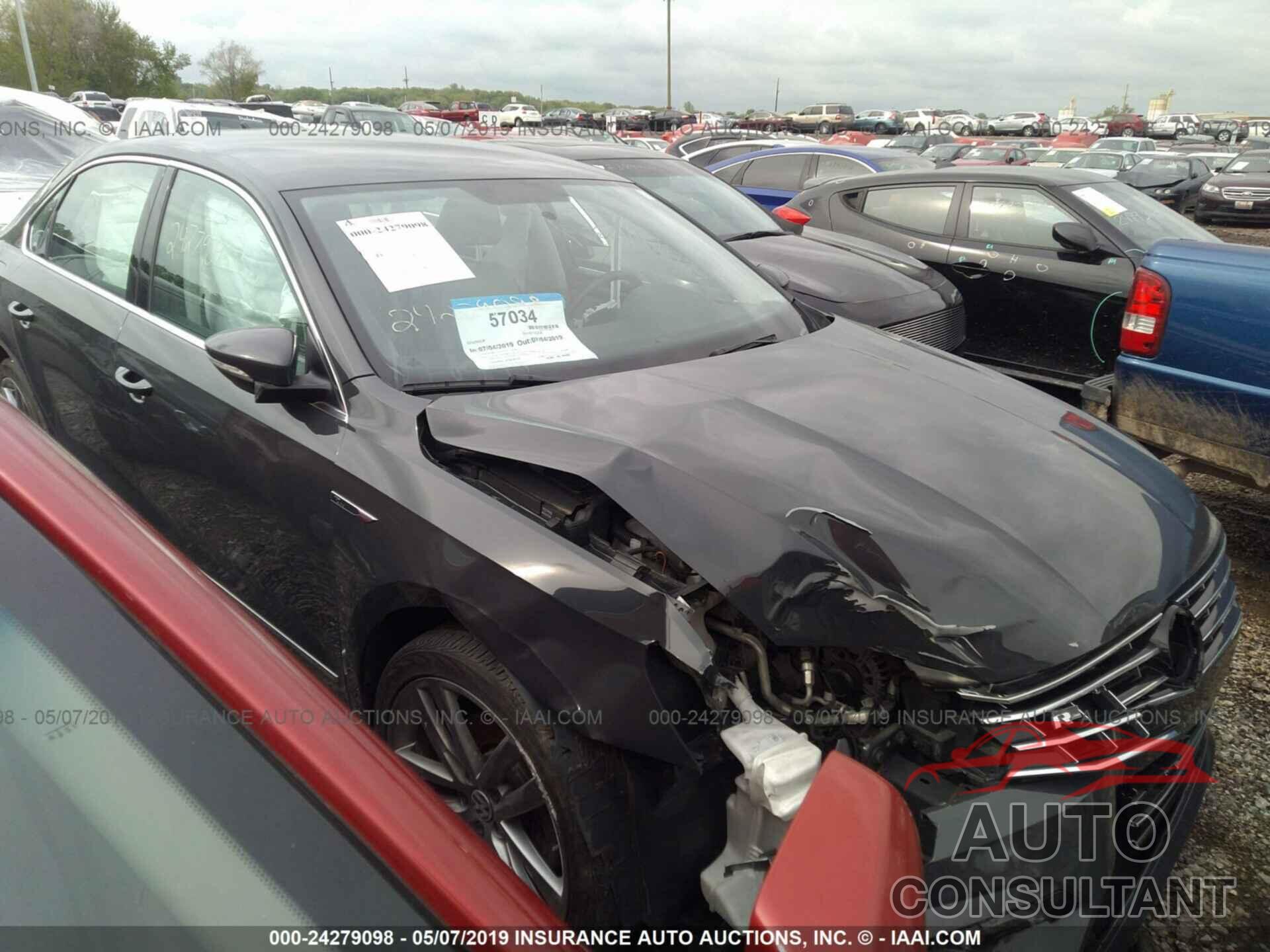 VOLKSWAGEN PASSAT 2017 - 1VWDT7A35HC055657