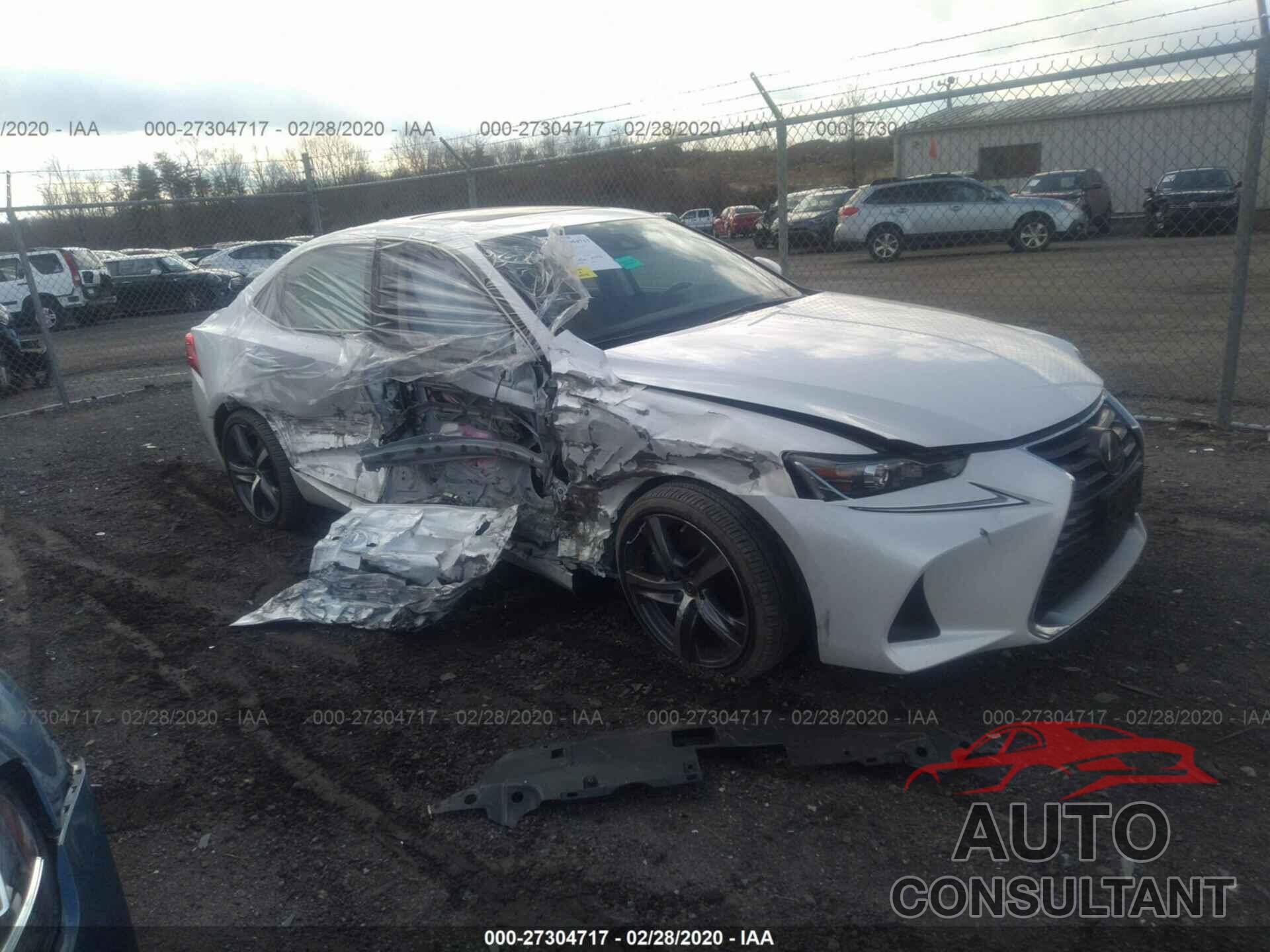 LEXUS IS 2018 - JTHC81D22J5031700