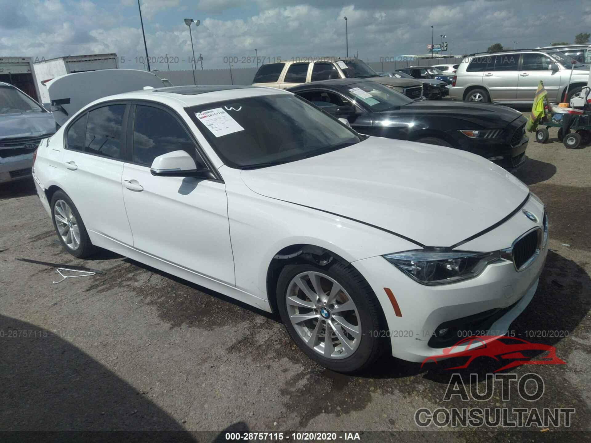 BMW 3 SERIES 2018 - WBA8E1G59JNU90483
