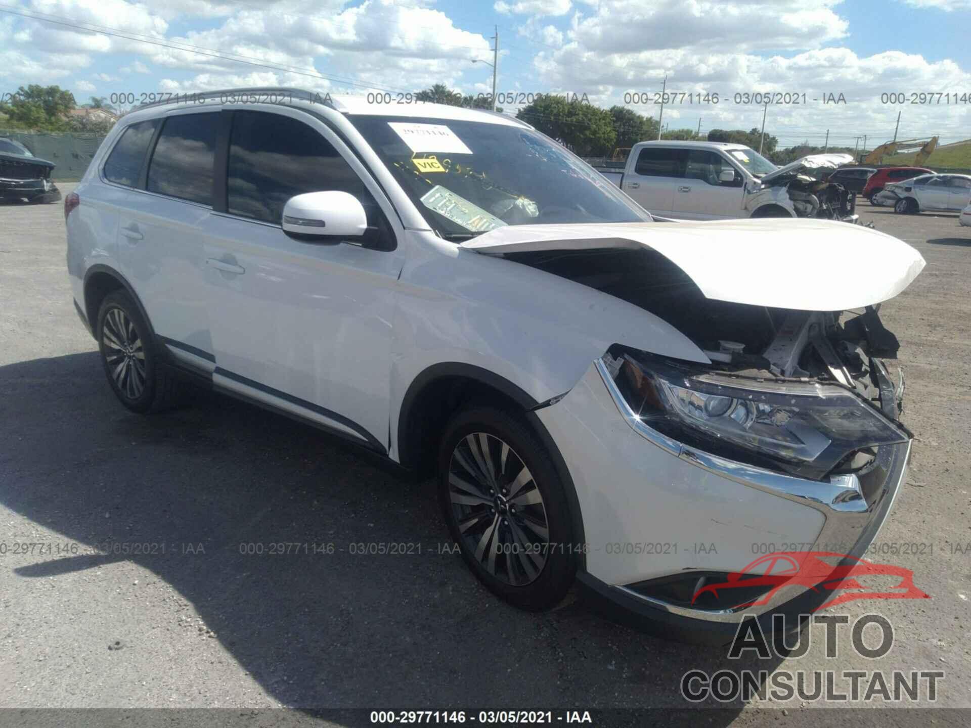 MITSUBISHI OUTLANDER 2019 - JA4AD3A31KZ041426