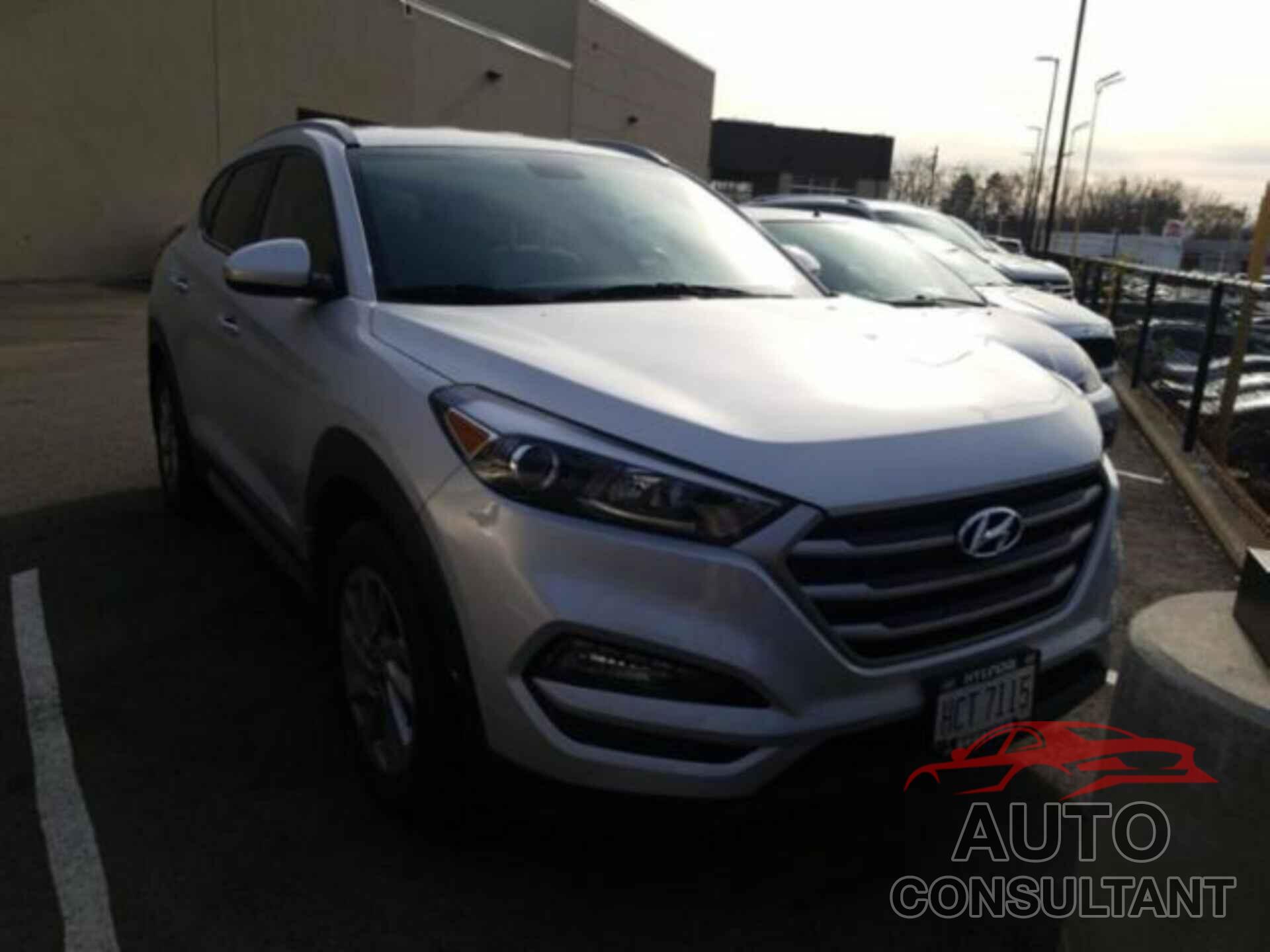 HYUNDAI TUCSON 2017 - KM8J3CA44HU312031