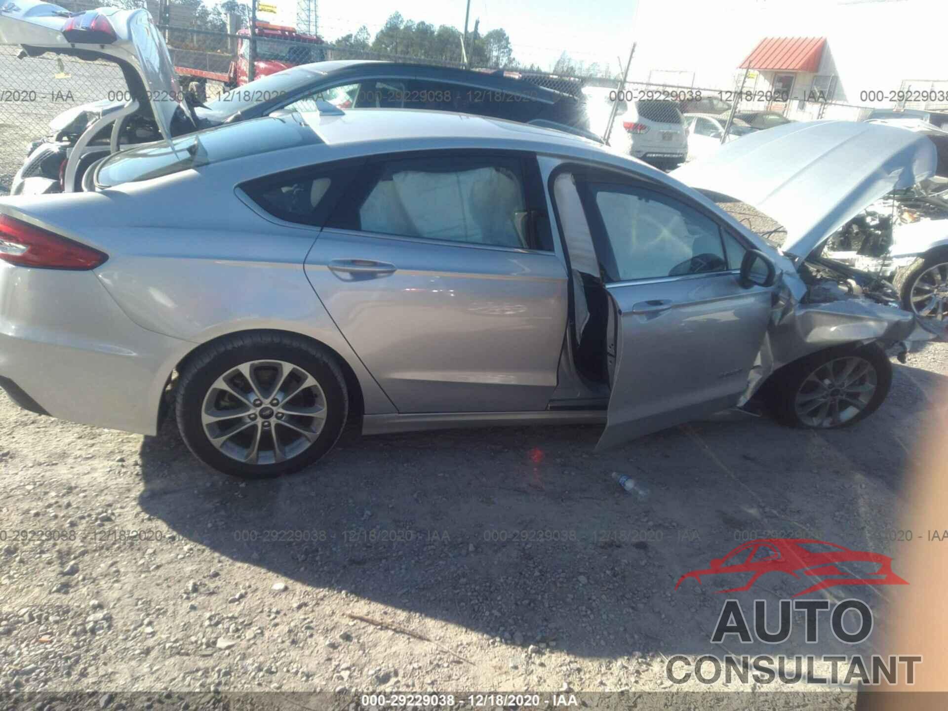 FORD FUSION 2019 - 3FA6P0LU1KR120080