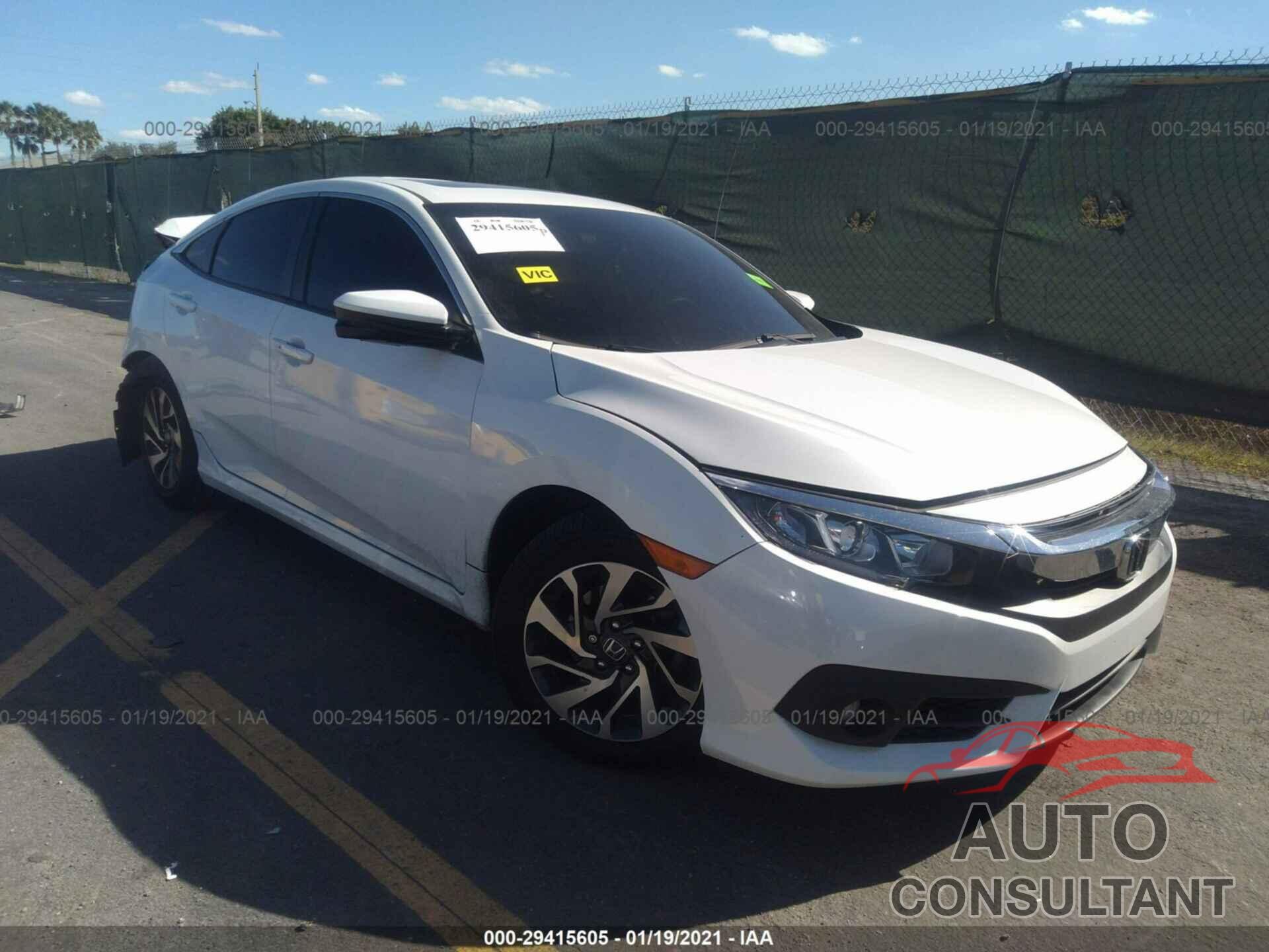 HONDA CIVIC SEDAN 2017 - 19XFC2F73HE018044