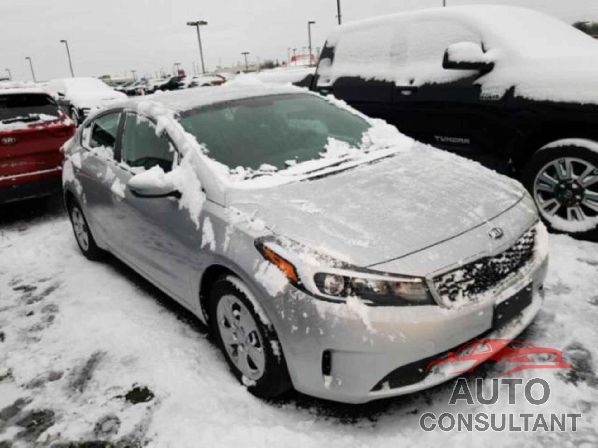 KIA FORTE 2018 - 3KPFL4A72JE247582