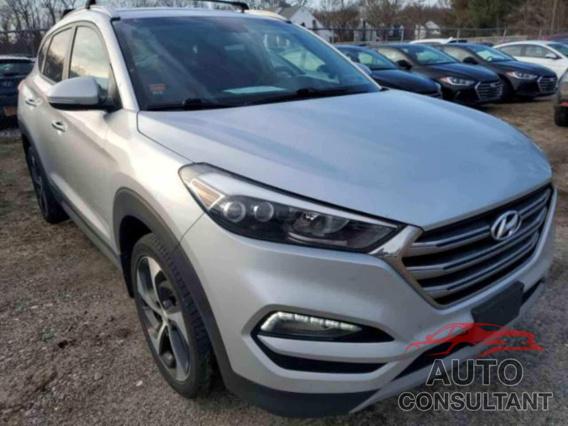 HYUNDAI TUCSON 2017 - KM8J3CA29HU325596