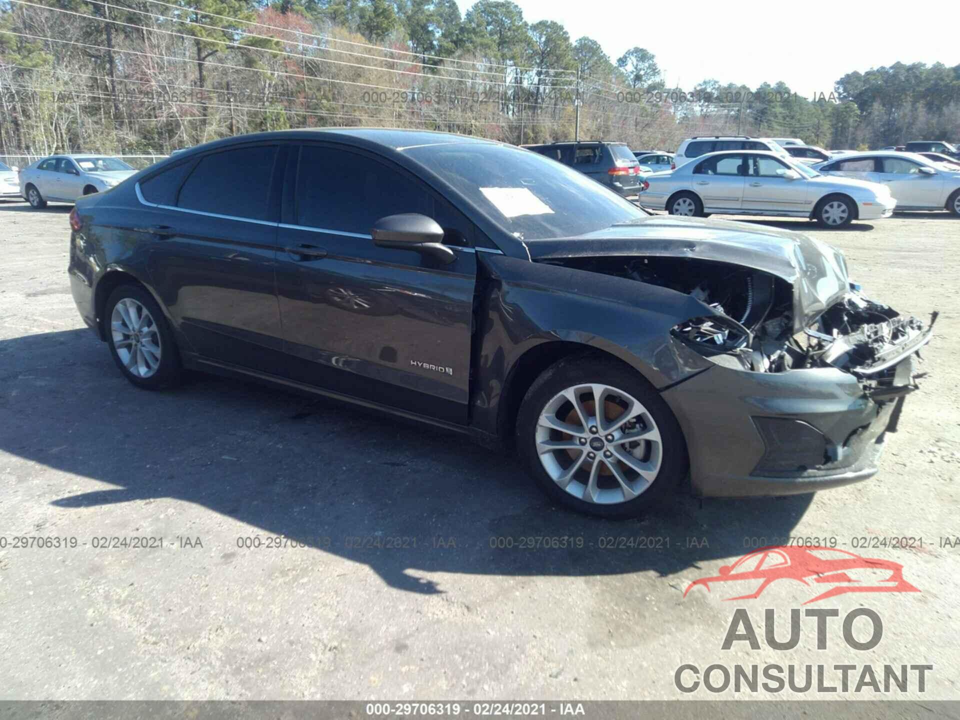 FORD FUSION HYBRID 2019 - 3FA6P0LU6KR240795