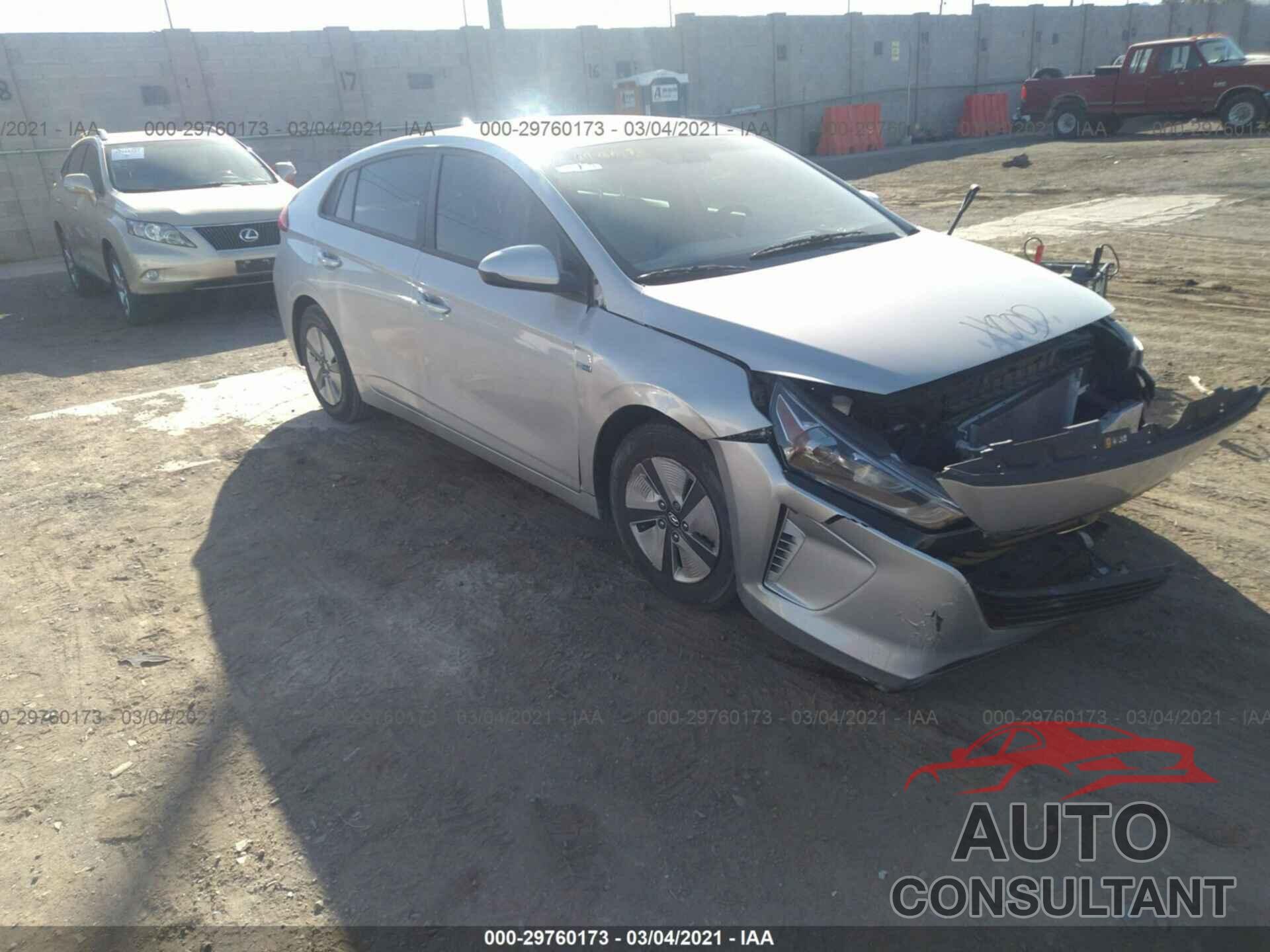 HYUNDAI IONIQ HYBRID 2017 - KMHC65LC4HU024557